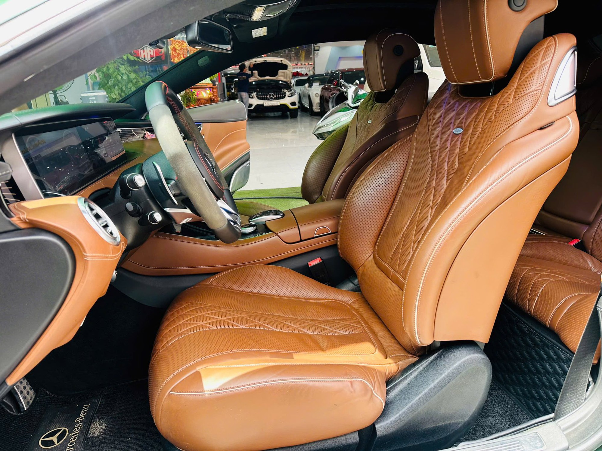 Rao Mercedes-Benz S 500 coupe 2016 giá hơn 2 tỷ, người bán chia sẻ: Mua mới hơn 8 tỷ, đã độ bodykit S 65 AMG, có ghế da Designo, loa hàng hiệu- Ảnh 8. Rao Mercedes-Benz S 500 coupe 2016 giá hơn 2 tỷ, người bán chia sẻ: Mua mới hơn 8 tỷ, đã độ bodykit S 65 AMG, có ghế da Designo, loa hàng hiệu- Ảnh 8.