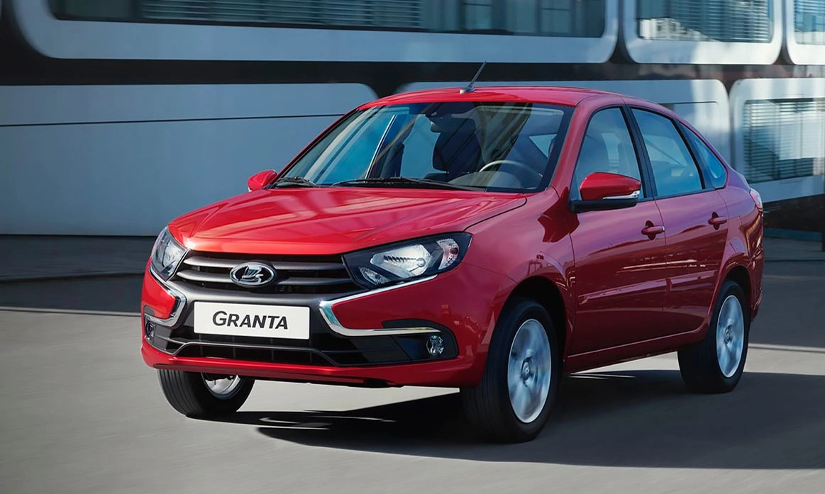 Lada của Nga có 'vua' doanh số 8 năm liên tiếp, bán 200.000 xe/năm: Đã đến Việt Nam, Vios, Accent lo sợ?- Ảnh 4. Lada của Nga có 'vua' doanh số 8 năm liên tiếp, bán 200.000 xe/năm: Đã đến Việt Nam, Vios, Accent lo sợ?- Ảnh 4.