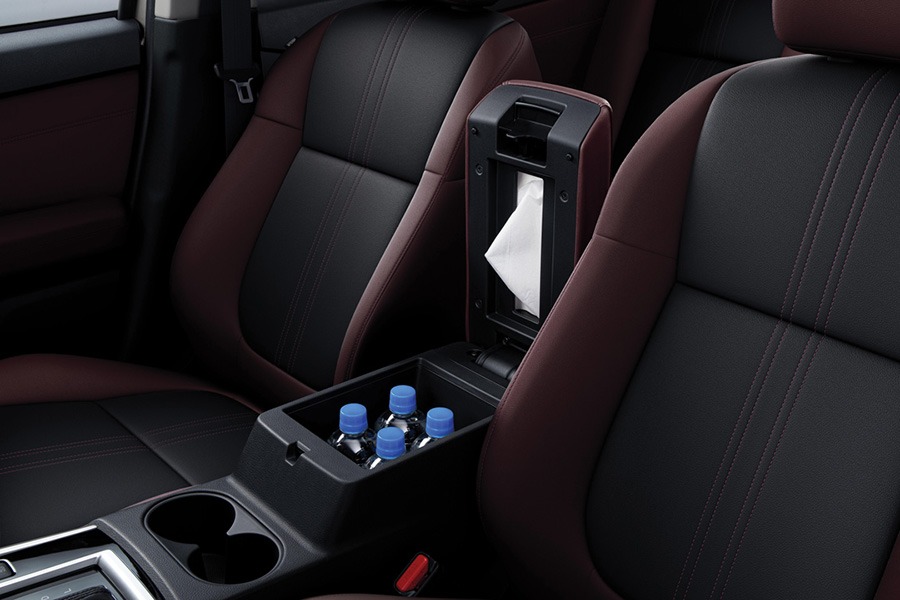Mitsubishi Xpander 2025 ra mắt: Lưới tản nhiệt mới, màn hình to hơn, thêm túi khí, có camera 360, giá quy đổi khiến người Việt ao ước- Ảnh 25.