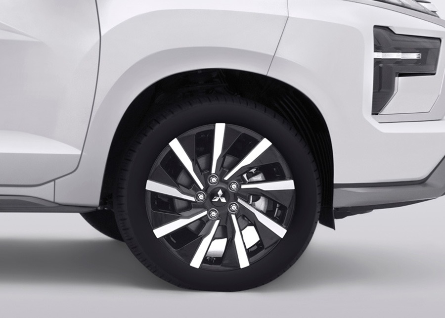 Mitsubishi Xpander 2025 ra mắt: Lưới tản nhiệt mới, màn hình to hơn, thêm túi khí, có camera 360, giá quy đổi khiến người Việt ao ước- Ảnh 11.