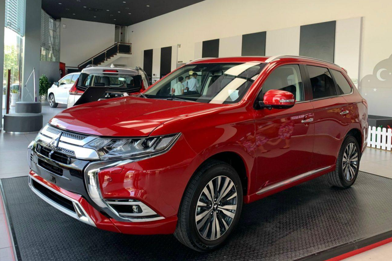Nhiều xe lao dốc hơn 50% doanh số sau 1 tháng: Tucson, BR-V rớt top 2, tụt liền nhiều hạng, Xpander giảm sâu vẫn trụ top 1 phân khúc- Ảnh 4. Nhiều xe lao dốc hơn 50% doanh số sau 1 tháng: Tucson, BR-V rớt top 2, tụt liền nhiều hạng, Xpander giảm sâu vẫn trụ top 1 phân khúc- Ảnh 4.