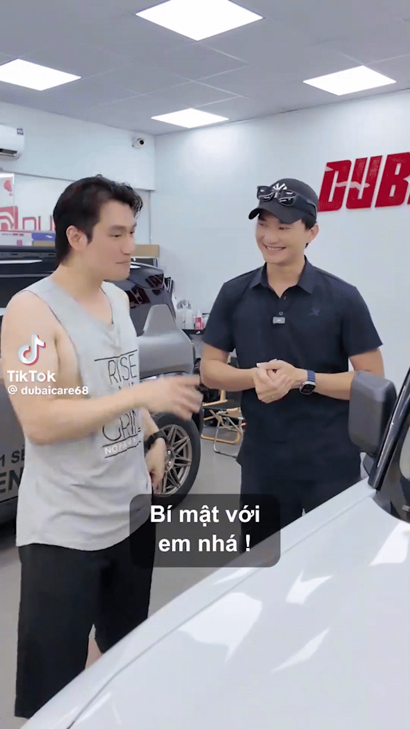 Cặp diễn viên Vbiz "tình trong như đã mặt ngoài còn e": Đàng trai bí mật tậu xe mới cho bạn gái?- Ảnh 1. Cặp diễn viên Vbiz "tình trong như đã mặt ngoài còn e": Đàng trai bí mật tậu xe mới cho bạn gái?- Ảnh 1.