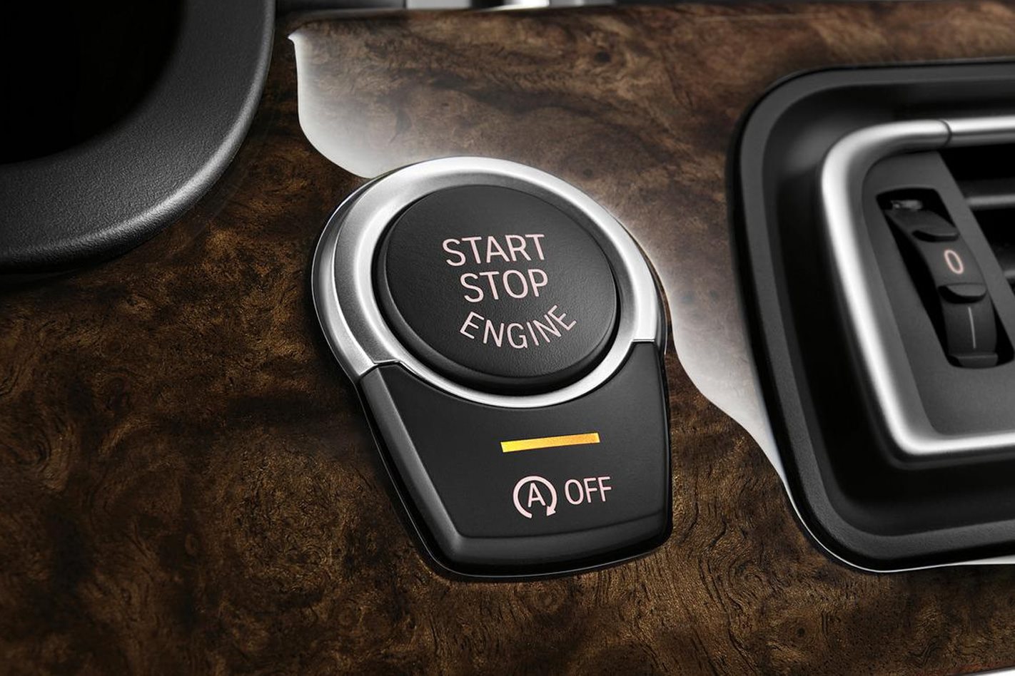 Tính năng Start/Stop tự động trên ô tô bị đề xuất cấm dù tiết kiệm xăng và bảo vệ môi trường- Ảnh 3. Tính năng Start/Stop tự động trên ô tô bị đề xuất cấm dù tiết kiệm xăng và bảo vệ môi trường- Ảnh 3.