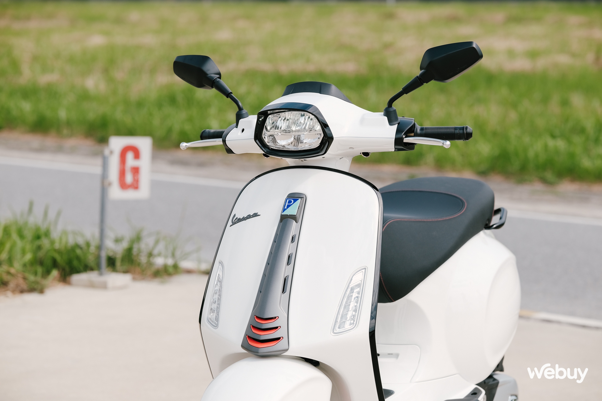 Ghé thăm nhà máy Piaggio top đầu thế giới, trải nghiệm xe: Vespa Primavera êm ái cho phái nữ, Sprint bốc mạnh cho người mê thể thao- Ảnh 13. Ghé thăm nhà máy Piaggio top đầu thế giới, trải nghiệm xe: Vespa Primavera êm ái cho phái nữ, Sprint bốc mạnh cho người mê thể thao- Ảnh 13.