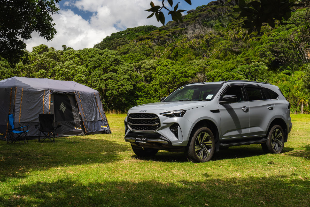 Đại lý báo Isuzu mu-X 2025 ra mắt Việt Nam tháng sau, cạnh tranh Everest bằng thiết kế mới long lanh, động cơ có thể gây tranh cãi- Ảnh 2. Đại lý báo Isuzu mu-X 2025 ra mắt Việt Nam tháng sau, cạnh tranh Everest bằng thiết kế mới long lanh, động cơ có thể gây tranh cãi- Ảnh 2.