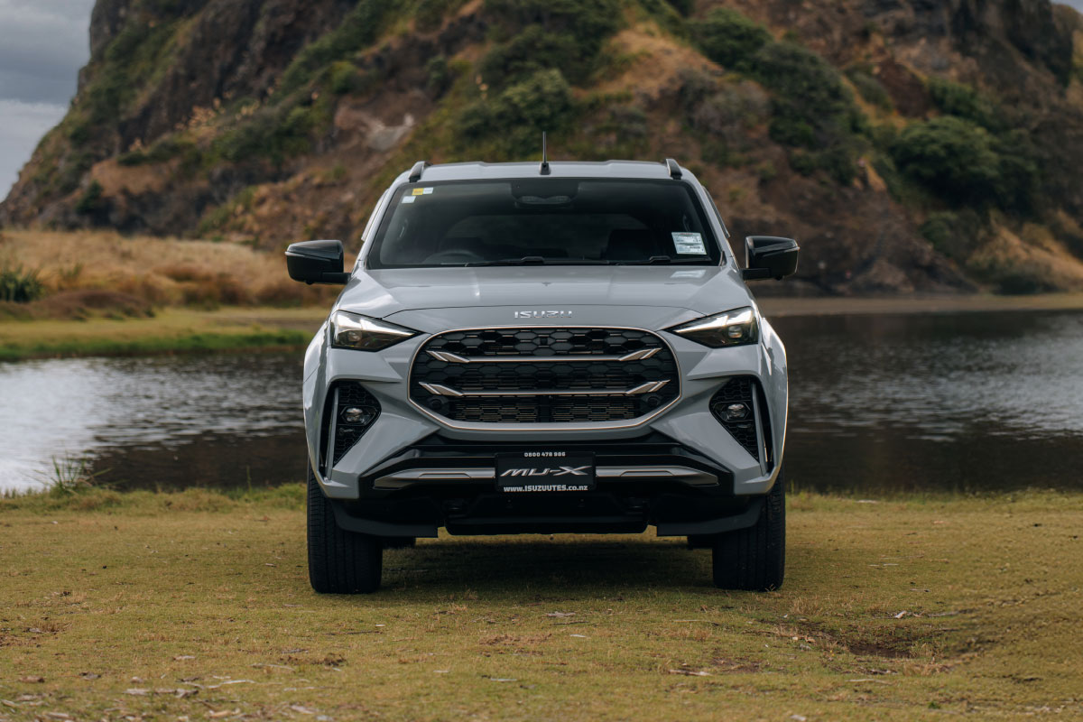 Đại lý báo Isuzu mu-X 2025 ra mắt Việt Nam tháng sau, cạnh tranh Everest bằng thiết kế mới long lanh, động cơ có thể gây tranh cãi- Ảnh 5. Đại lý báo Isuzu mu-X 2025 ra mắt Việt Nam tháng sau, cạnh tranh Everest bằng thiết kế mới long lanh, động cơ có thể gây tranh cãi- Ảnh 5.