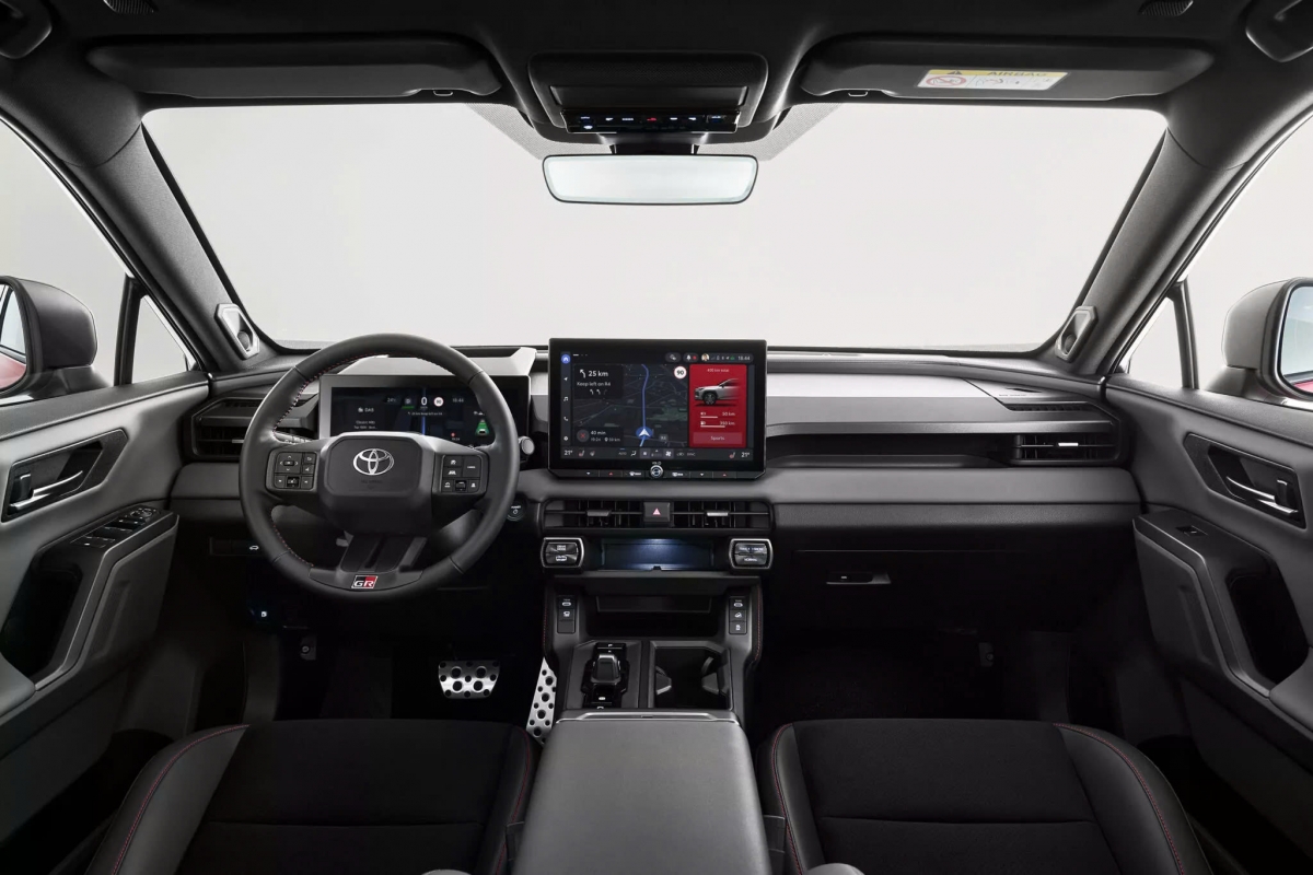 Toyota RAV4 GR Sport 2026 ra mắt tại Mỹ với phong cách mạnh mẽ- Ảnh 11.