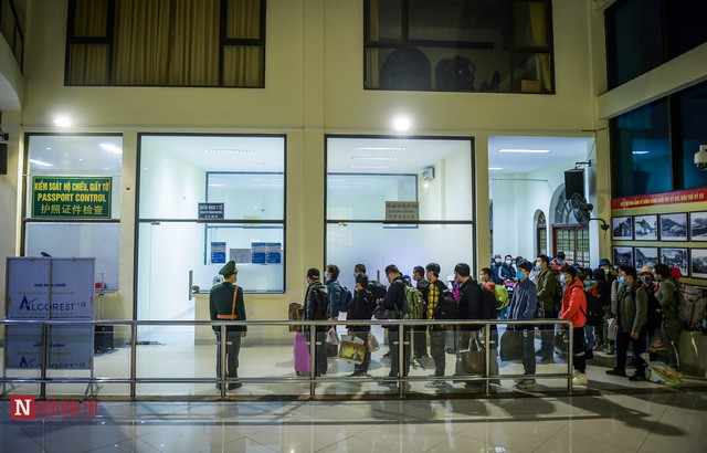 Chuyến tàu đi chưa đến 400km từ Việt Nam sang Trung Quốc, giá vé từ 1 triệu, có du khách 1 năm đi 7 lần- Ảnh 3.