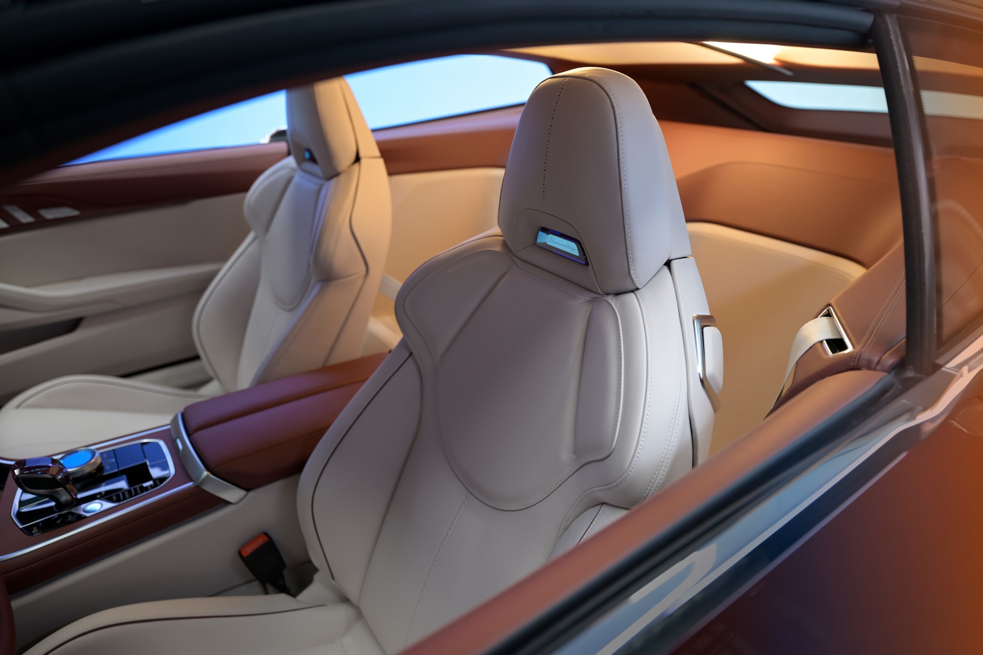 BMW Speedtop ra mắt: Giá đồn đoán hơn 13 tỷ đồng, bản concept 'không giống xe nào trên thị trường', chỉ 70 chiếc toàn thế giới- Ảnh 14. BMW Speedtop ra mắt: Giá đồn đoán hơn 13 tỷ đồng, bản concept 'không giống xe nào trên thị trường', chỉ 70 chiếc toàn thế giới- Ảnh 14.