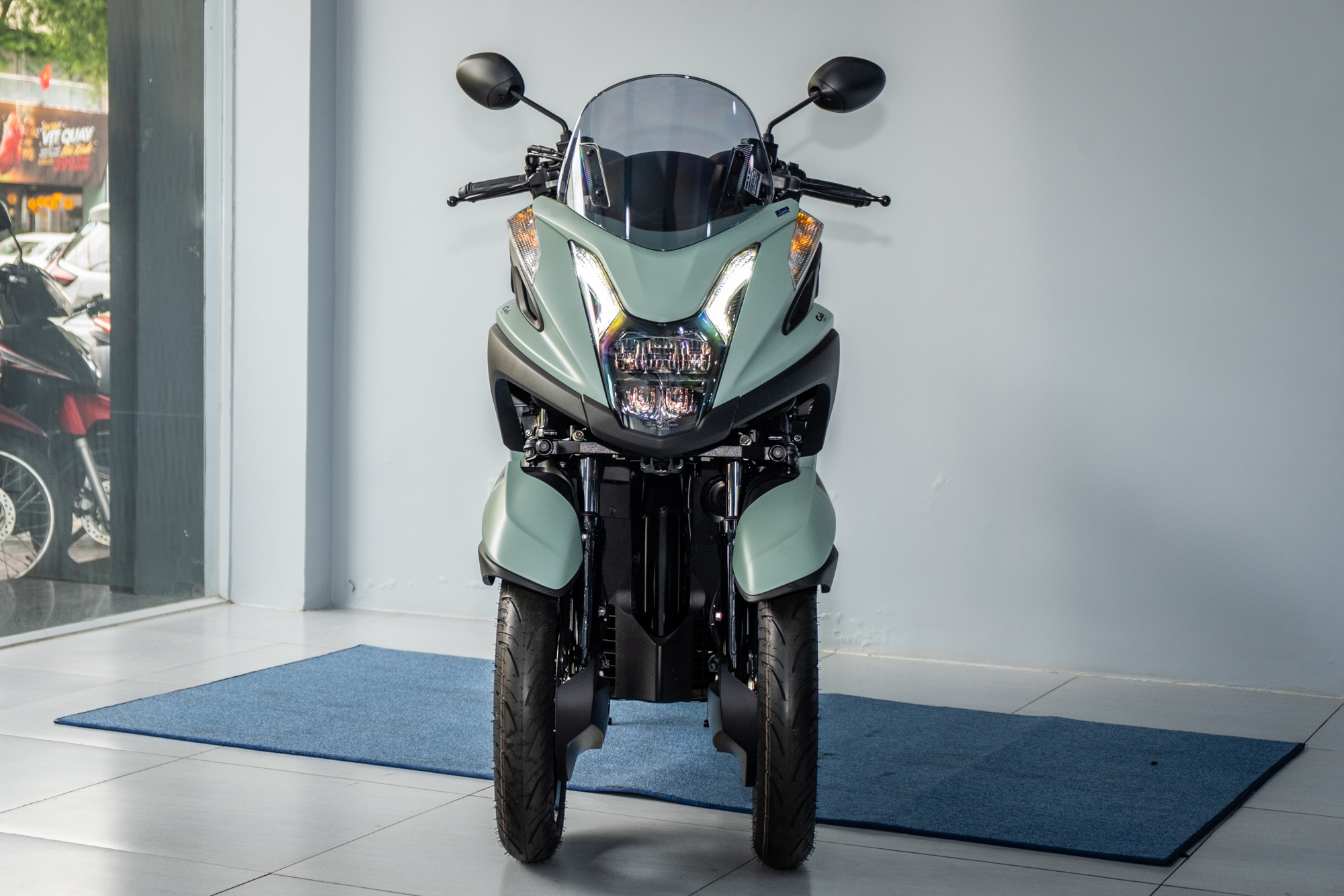 Yamaha Tricity 155 về Việt Nam: Bánh kép phía trước cho người người thích 'độc lạ', giá quy đổi từ 103 triệu đồng- Ảnh 3.