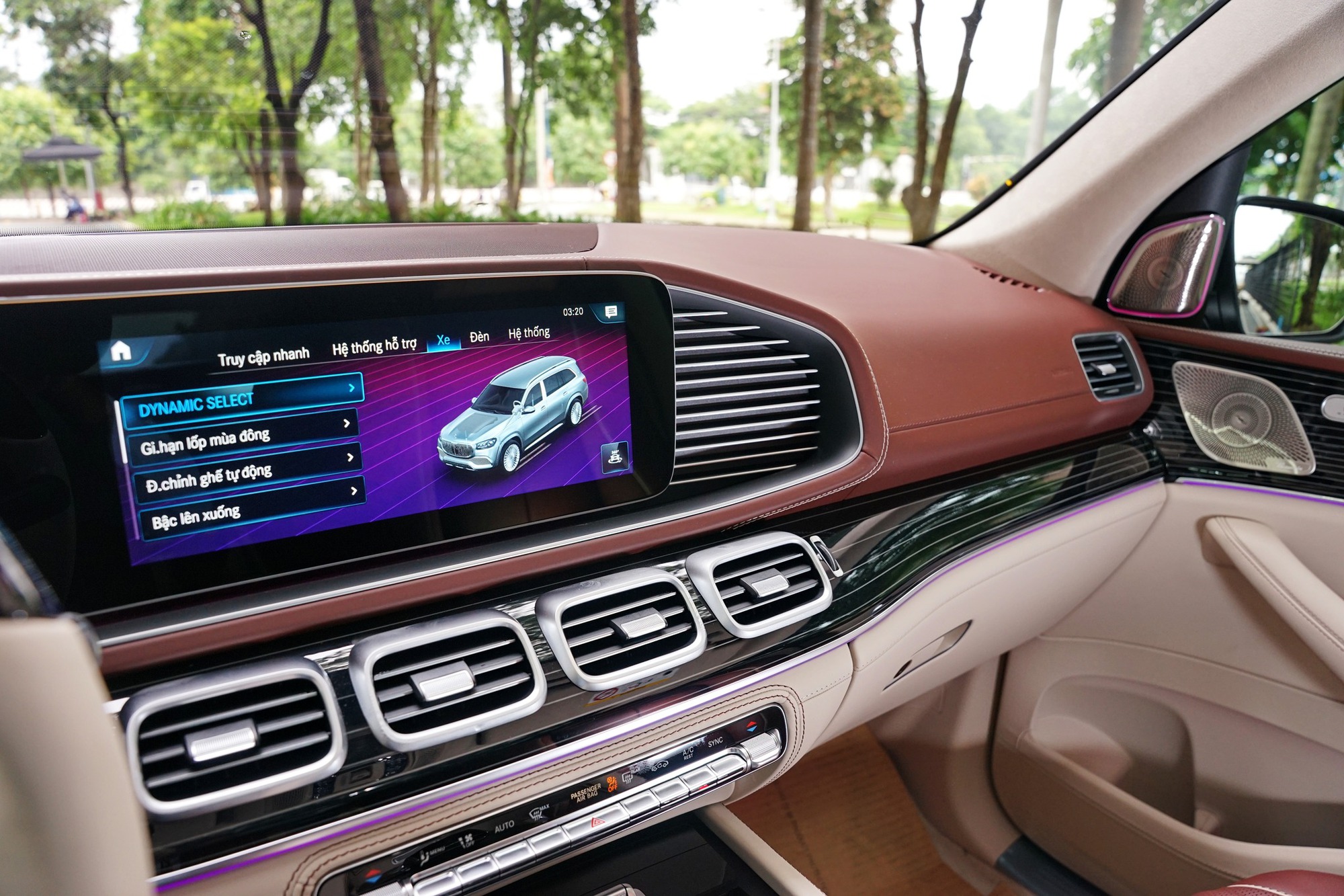 Cận cảnh Mercedes-Maybach GLS 480 hiếm ở đại lý: Riêng tiền chọn màu sơn thừa mua Mazda CX-5 bản cao nhất- Ảnh 11. Cận cảnh Mercedes-Maybach GLS 480 hiếm ở đại lý: Riêng tiền chọn màu sơn thừa mua Mazda CX-5 bản cao nhất- Ảnh 11.