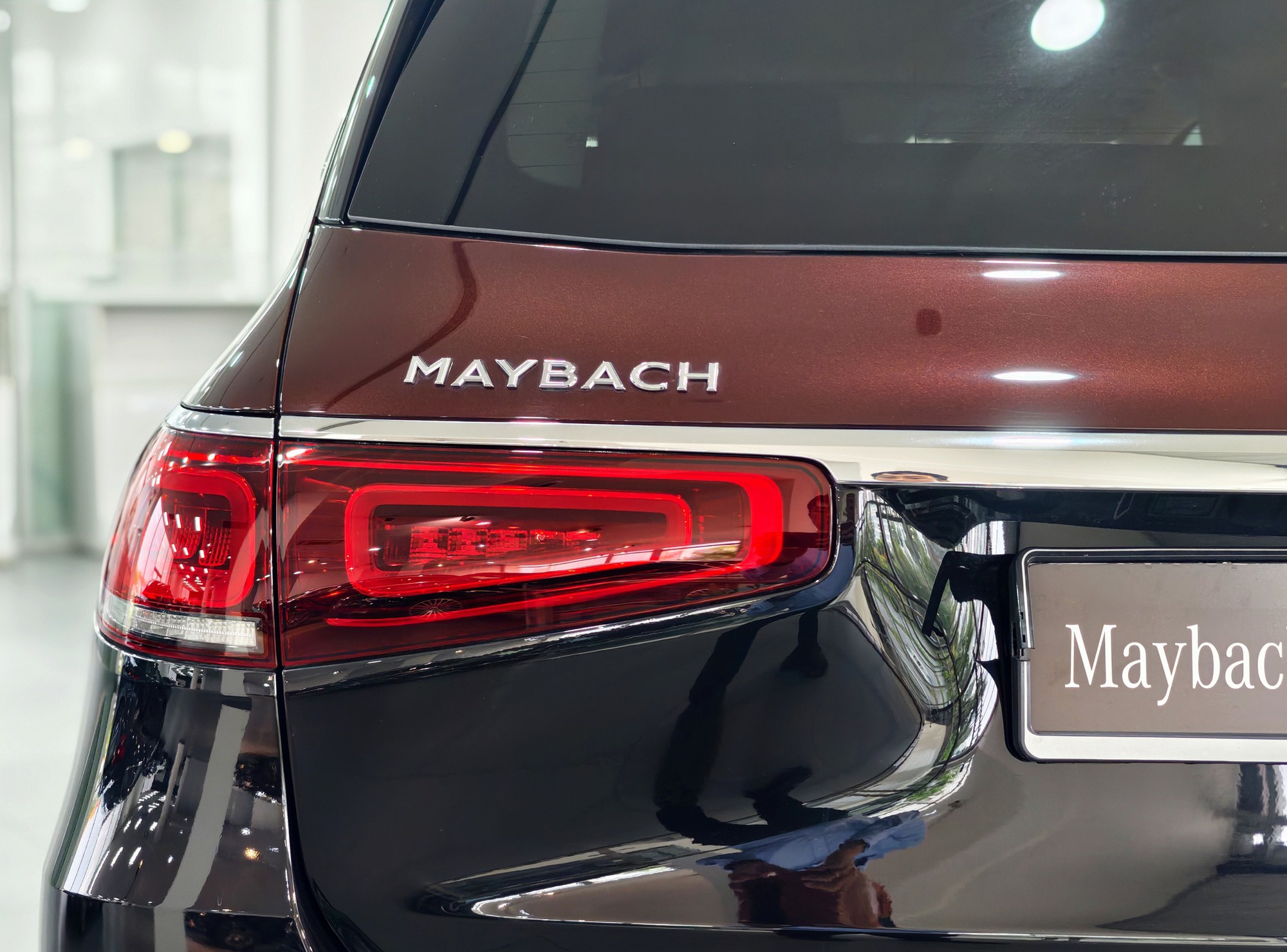 Cận cảnh Mercedes-Maybach GLS 480 hiếm ở đại lý: Riêng tiền chọn màu sơn thừa mua Mazda CX-5 bản cao nhất- Ảnh 7. Cận cảnh Mercedes-Maybach GLS 480 hiếm ở đại lý: Riêng tiền chọn màu sơn thừa mua Mazda CX-5 bản cao nhất- Ảnh 7.
