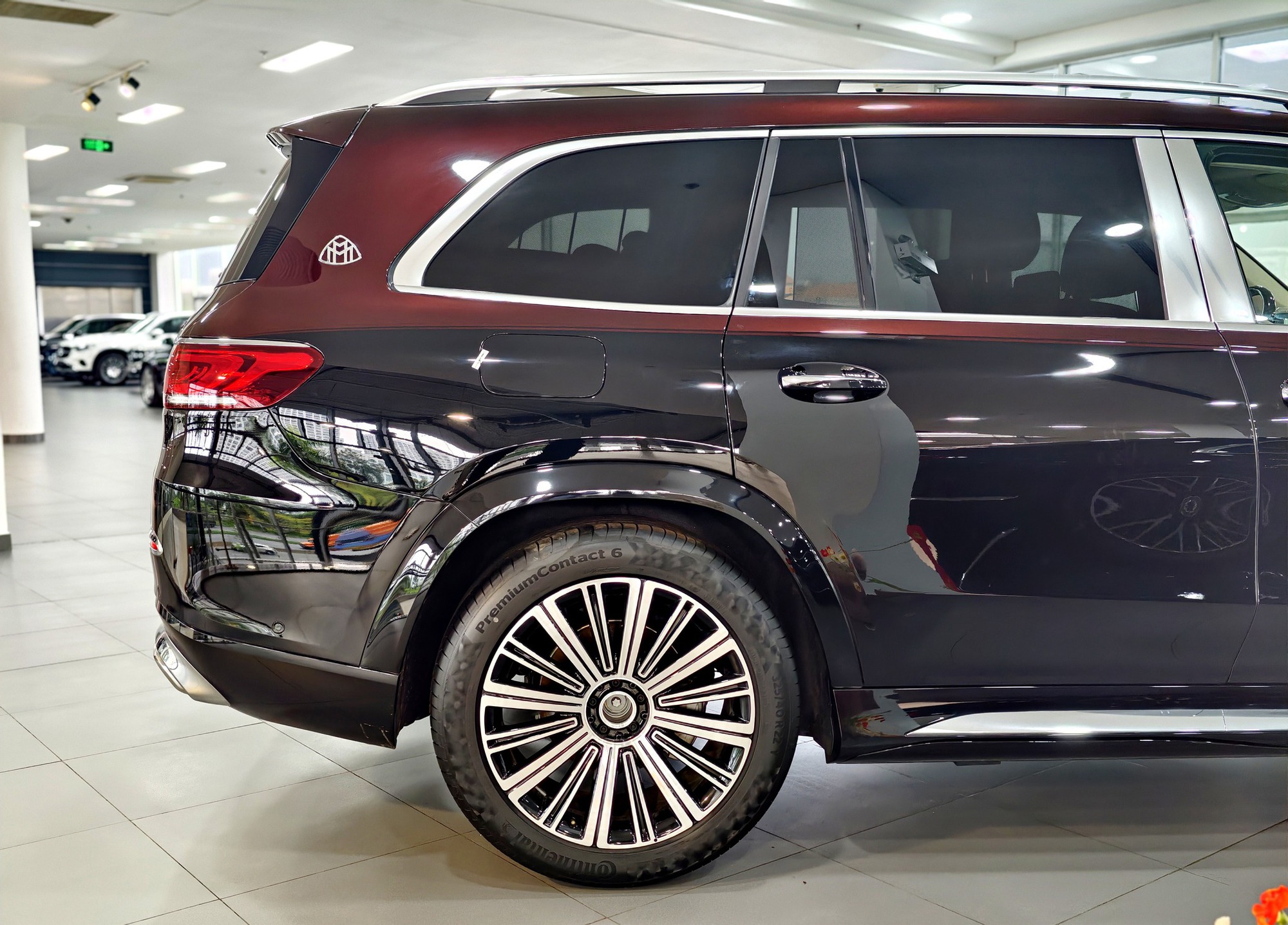 Cận cảnh Mercedes-Maybach GLS 480 hiếm ở đại lý: Riêng tiền chọn màu sơn thừa mua Mazda CX-5 bản cao nhất- Ảnh 3. Cận cảnh Mercedes-Maybach GLS 480 hiếm ở đại lý: Riêng tiền chọn màu sơn thừa mua Mazda CX-5 bản cao nhất- Ảnh 3.