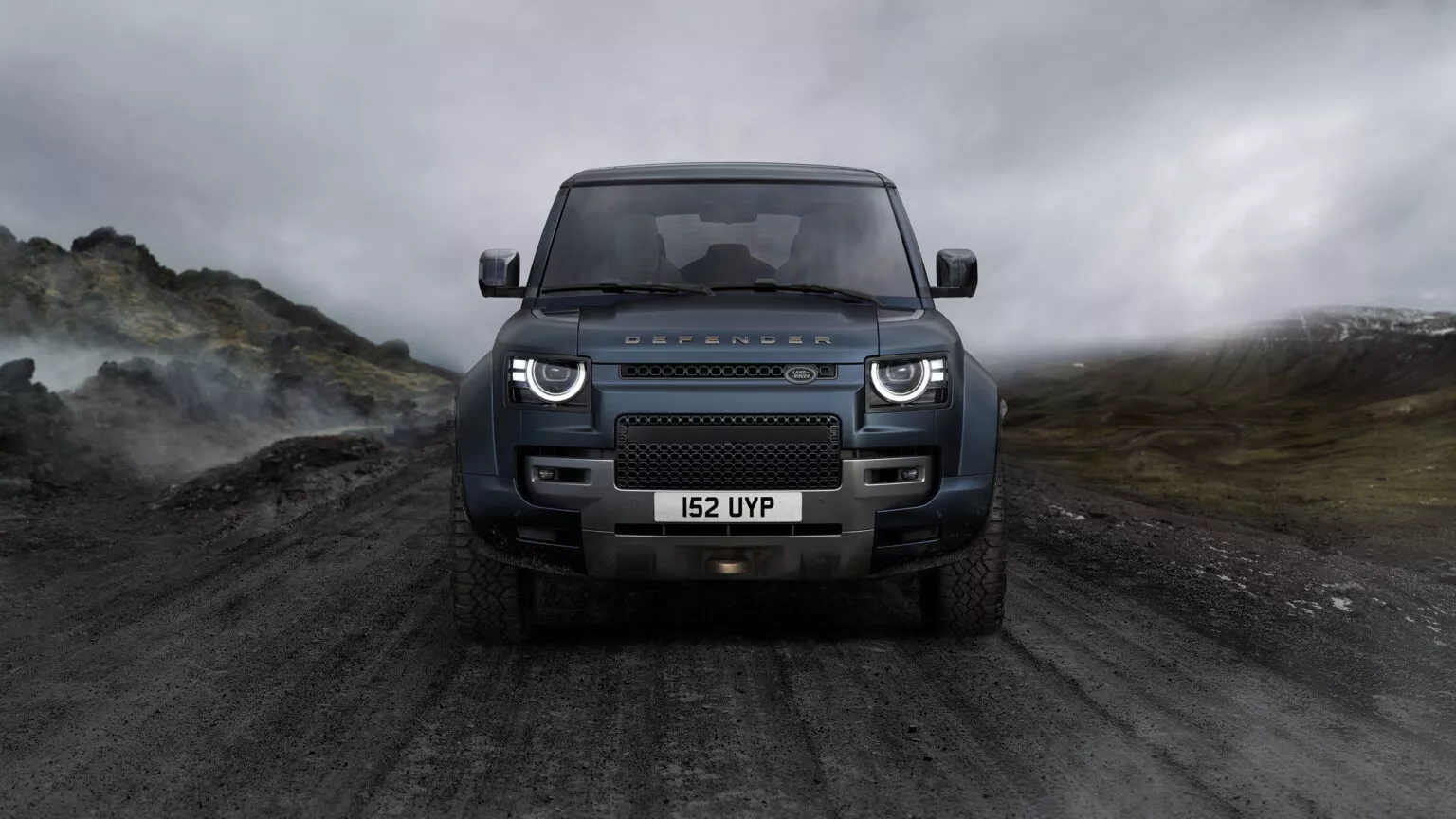Land Rover Defender 2026 ra mắt: Màn 13,1inch, mạnh tới hơn 600 mã lực, tùy chọn hybrid, lần đầu có ga thích ứng dành cho dân địa hình- Ảnh 3. Land Rover Defender 2026 ra mắt: Màn 13,1inch, mạnh tới hơn 600 mã lực, tùy chọn hybrid, lần đầu có ga thích ứng dành cho dân địa hình- Ảnh 3.