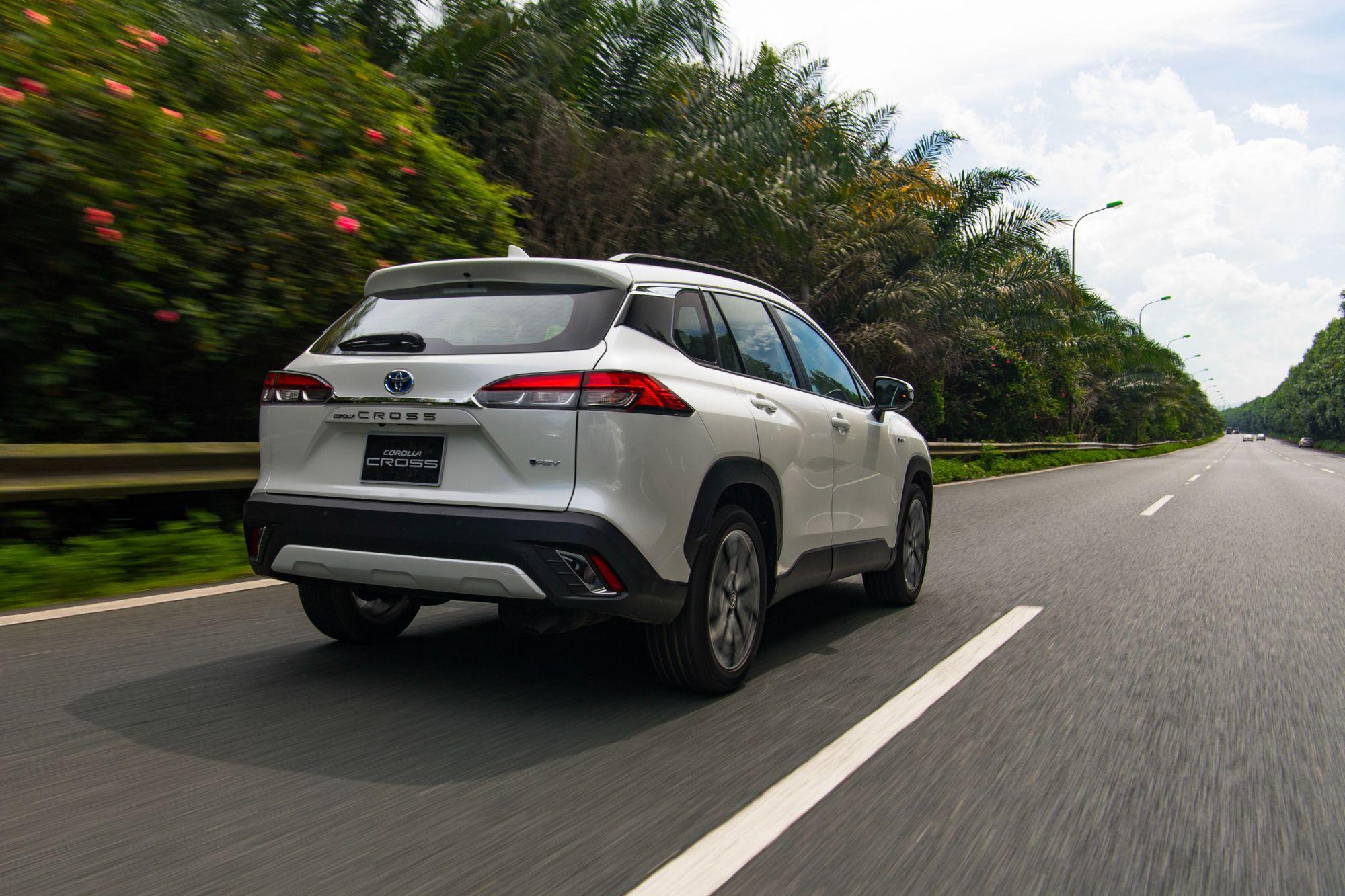 GenZ chọn Corolla Cross HEV: ‘Cần bỏ ra chi phí cơ hội để trải nghiệm những điều mới’- Ảnh 4. GenZ chọn Corolla Cross HEV: ‘Cần bỏ ra chi phí cơ hội để trải nghiệm những điều mới’- Ảnh 4.