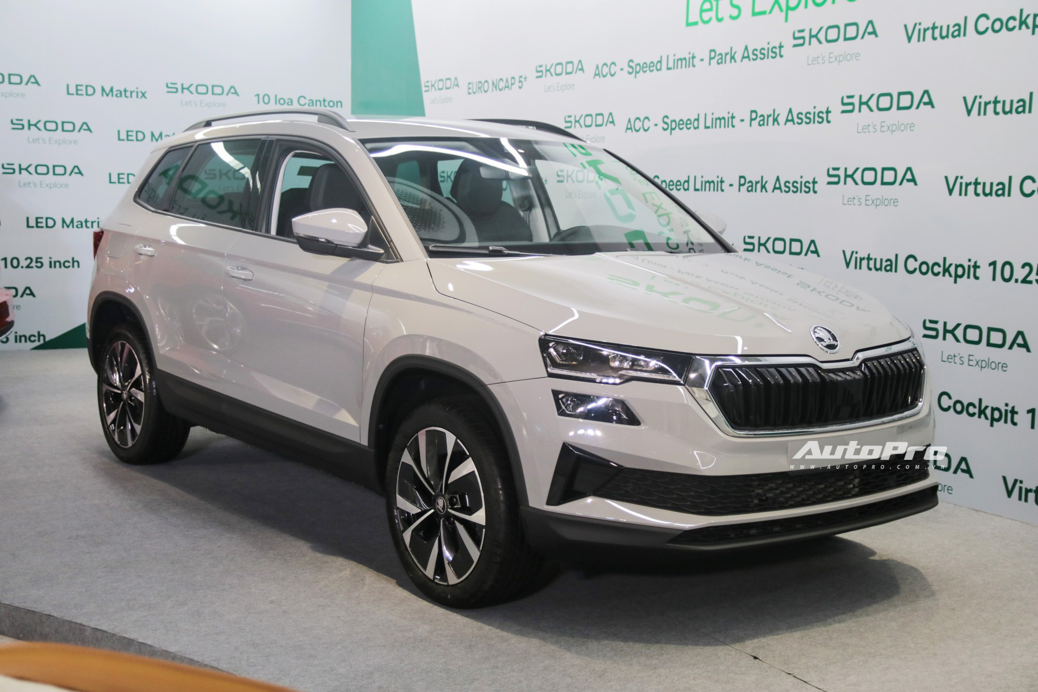 Skoda Karoq 2025 ra mắt Việt Nam: Giá từ hơn 1 tỷ đồng, có bản thể thao, thêm ADAS và nhiều công nghệ khác cạnh tranh CX-5- Ảnh 3.