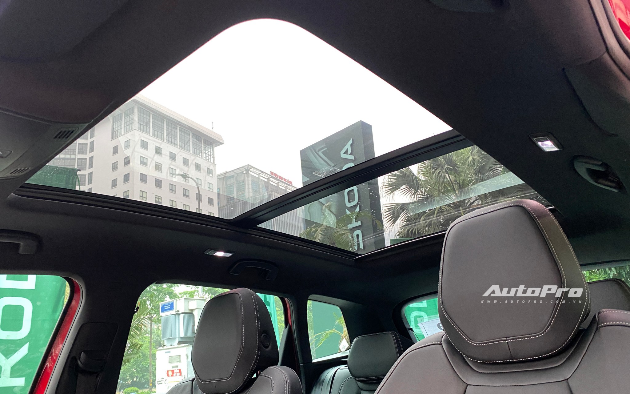 Skoda Karoq 2025 ra mắt Việt Nam: Giá từ hơn 1 tỷ đồng, có bản thể thao, thêm ADAS và nhiều công nghệ khác cạnh tranh CX-5- Ảnh 20.