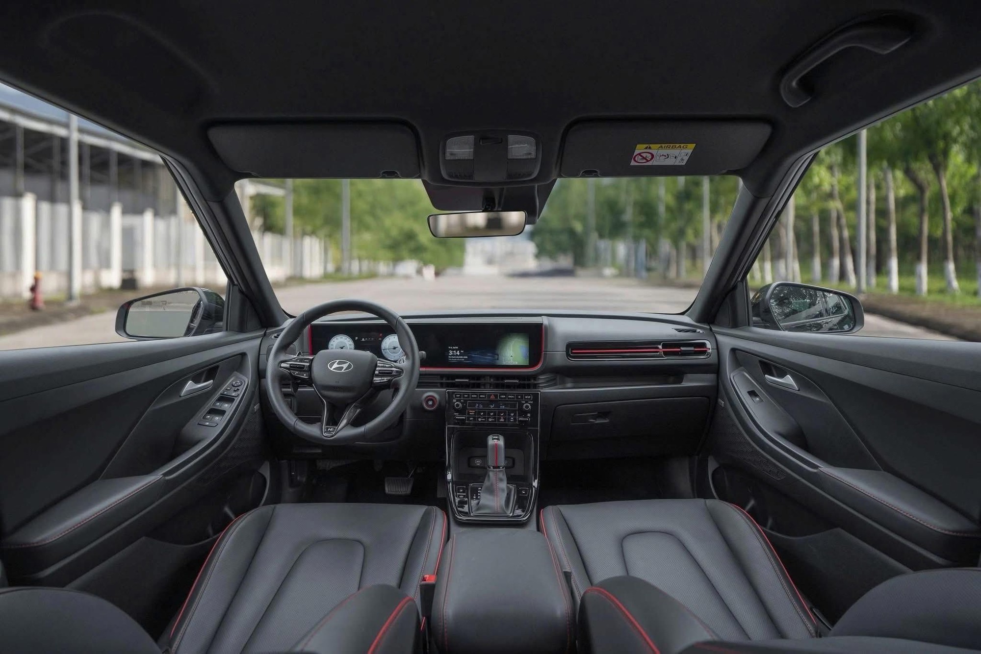 Lộ thông số Hyundai Creta 2025 sắp ra mắt Việt Nam: Thêm bản N Line, có ADAS, bổ sung lẫy chuyển số, động cơ giữ nguyên- Ảnh 5. Lộ thông số Hyundai Creta 2025 sắp ra mắt Việt Nam: Thêm bản N Line, có ADAS, bổ sung lẫy chuyển số, động cơ giữ nguyên- Ảnh 5.
