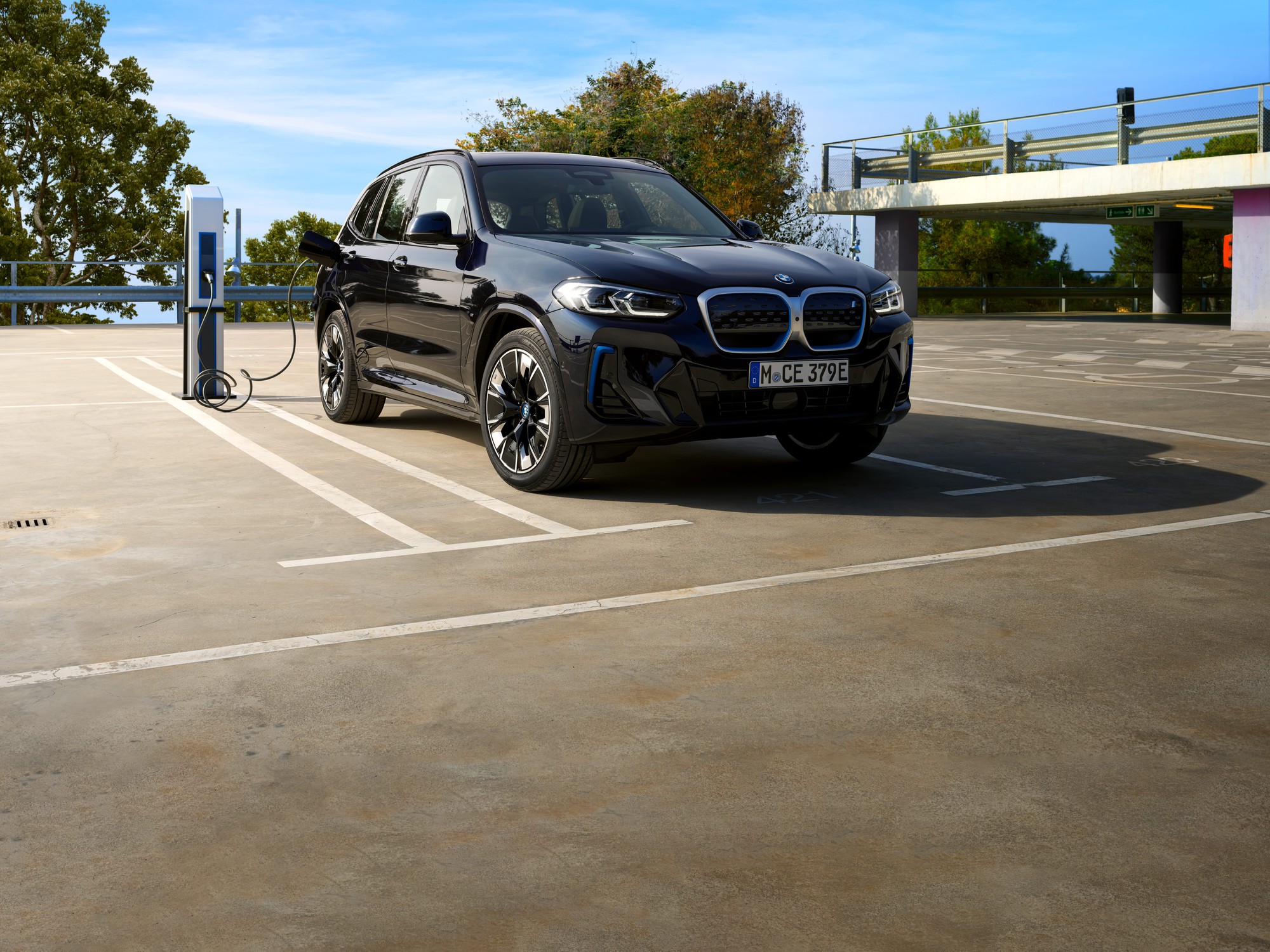 THACO AUTO và BMW mở rộng hệ thống trạm sạc xe điện tại Việt Nam- Ảnh 1.