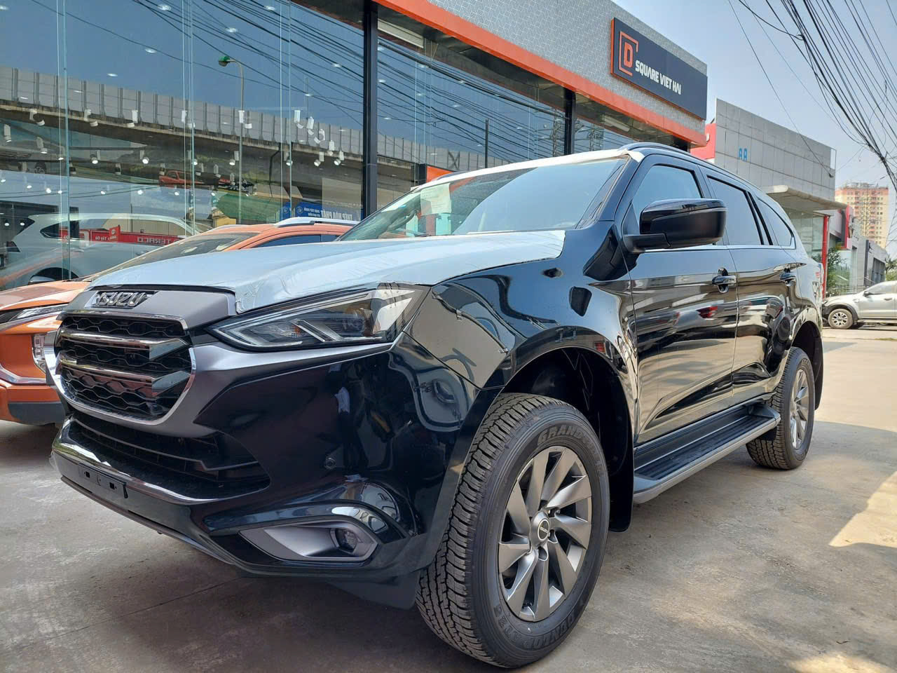 Nghịch lý phân khúc SUV hạng D: Toàn giảm giá sâu nhưng doanh số chẳng thấm vào đâu- Ảnh 2. Nghịch lý phân khúc SUV hạng D: Toàn giảm giá sâu nhưng doanh số chẳng thấm vào đâu- Ảnh 2.