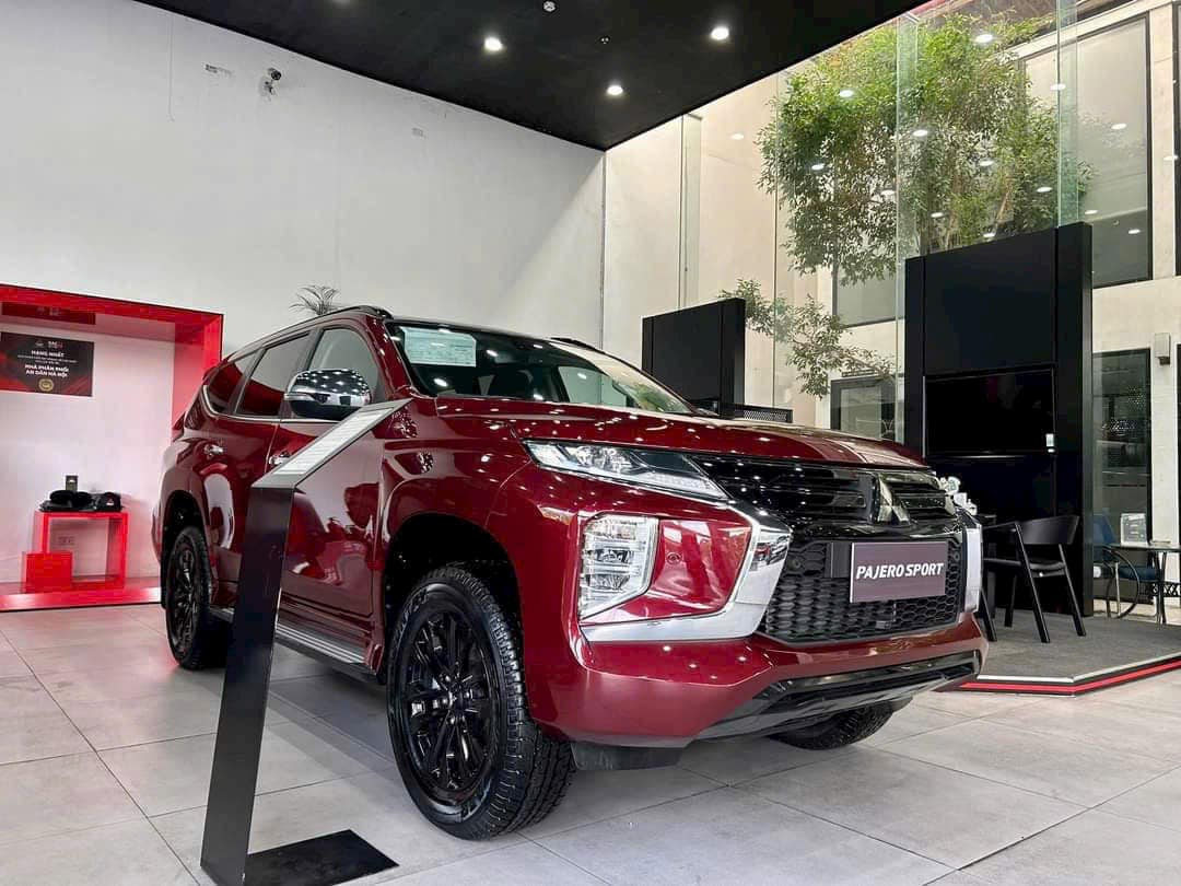 Nghịch lý phân khúc SUV hạng D: Toàn giảm giá sâu nhưng doanh số chẳng thấm vào đâu- Ảnh 9. Nghịch lý phân khúc SUV hạng D: Toàn giảm giá sâu nhưng doanh số chẳng thấm vào đâu- Ảnh 9.