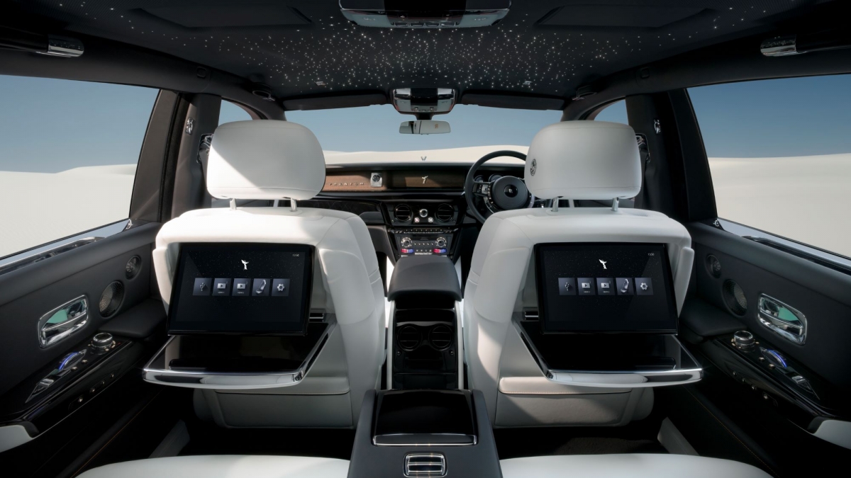 Rolls-Royce Phantom sau 100 năm "ra đời" thay đổi như thế nào?- Ảnh 2. Rolls-Royce Phantom sau 100 năm "ra đời" thay đổi như thế nào?- Ảnh 2.