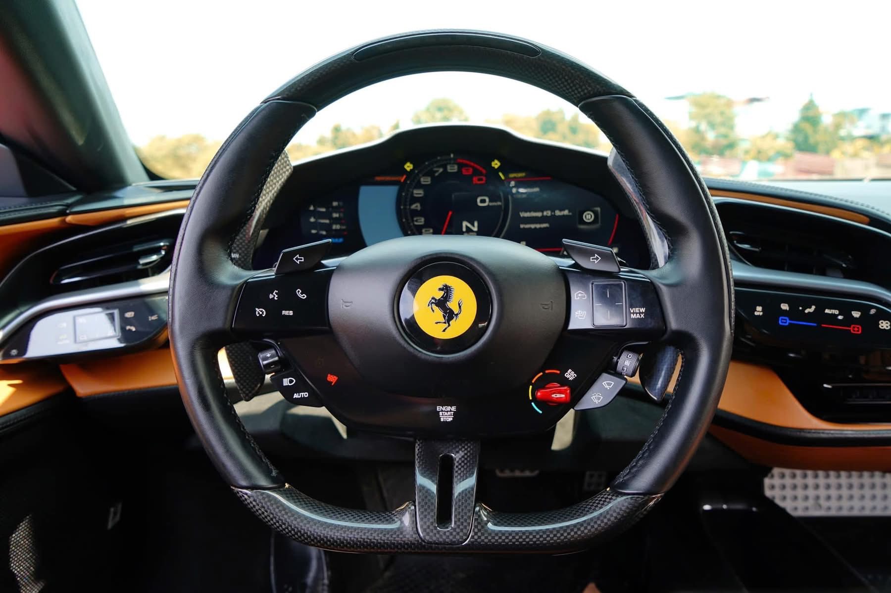 Ferrari SF90 Stradale từng của chồng cũ Lệ Quyên lại được rao bán: Giá trên 20 tỷ đồng, đủ mua 2 chiếc G63, mới chạy 8.000km sau 3 năm về nước- Ảnh 6. Ferrari SF90 Stradale từng của chồng cũ Lệ Quyên lại được rao bán: Giá trên 20 tỷ đồng, đủ mua 2 chiếc G63, mới chạy 8.000km sau 3 năm về nước- Ảnh 6.