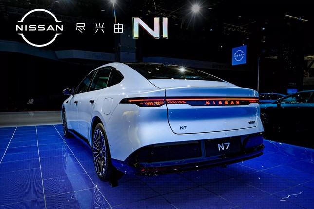 Nissan ra mắt xe điện giá rẻ- Ảnh 6. Nissan ra mắt xe điện giá rẻ- Ảnh 6.