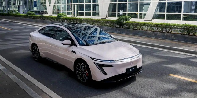 Nissan ra mắt xe điện giá rẻ- Ảnh 2. Nissan ra mắt xe điện giá rẻ- Ảnh 2.