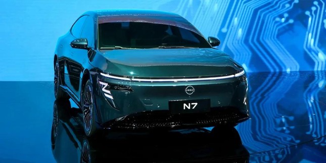 Nissan ra mắt xe điện giá rẻ- Ảnh 1. Nissan ra mắt xe điện giá rẻ- Ảnh 1.