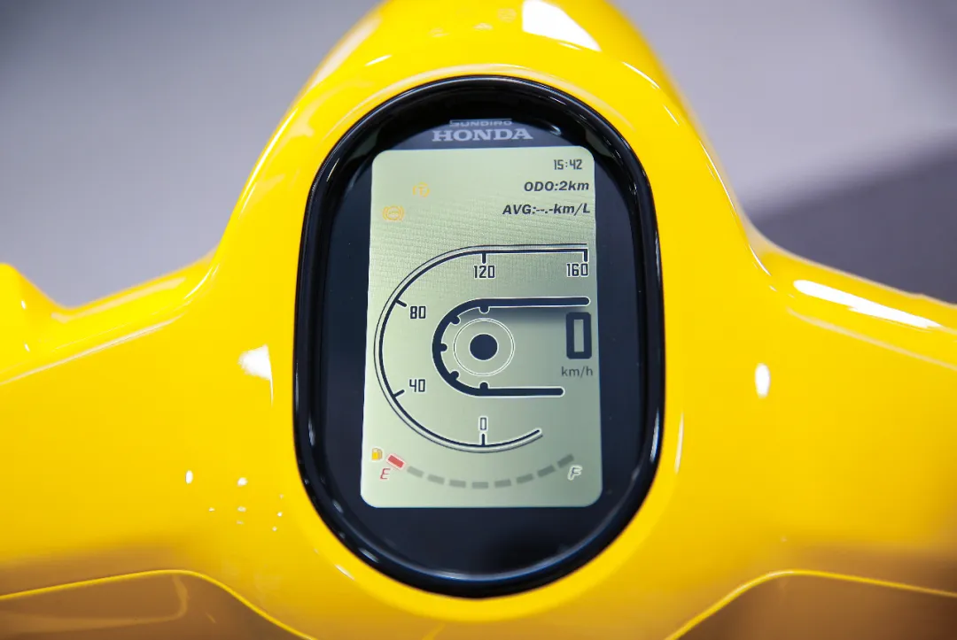 Xe ga dáng cổ của Honda chính thức mở bán: Thiết kế đỉnh như SH Mode, có ABS 2 kênh - ăn xăng không tới 2 lít/100 km- Ảnh 4. Xe ga dáng cổ của Honda chính thức mở bán: Thiết kế đỉnh như SH Mode, có ABS 2 kênh - ăn xăng không tới 2 lít/100 km- Ảnh 4.