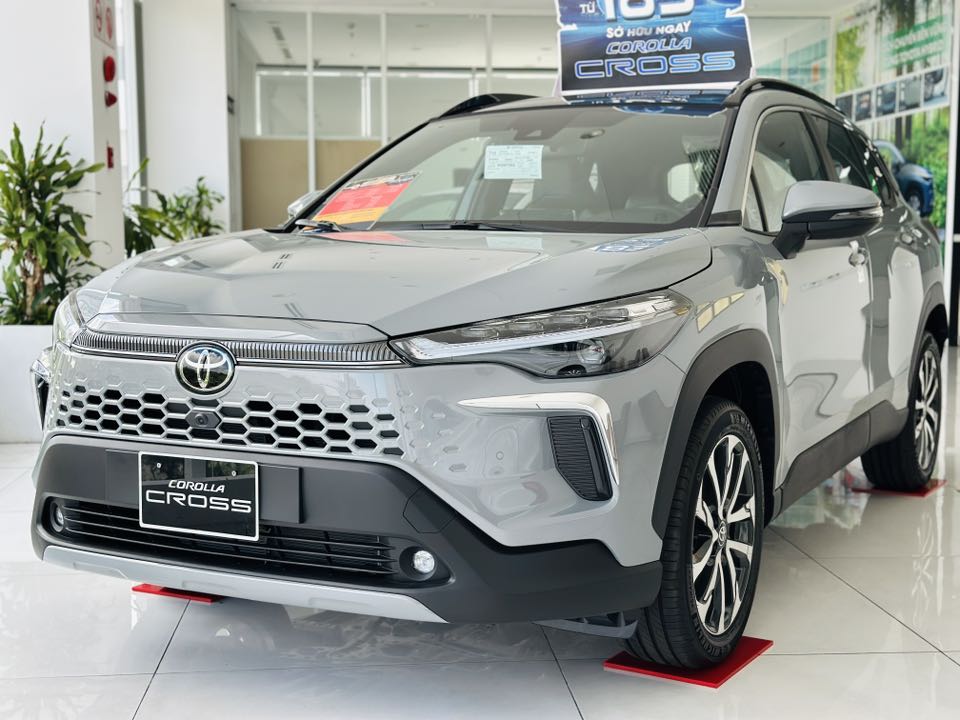 Toyota Corolla Cross giảm giá nhiều nhất 46 triệu đồng: Giá khởi điểm còn 779 triệu, càng làm khó nhóm 'đàn em' Seltos, Creta- Ảnh 6.