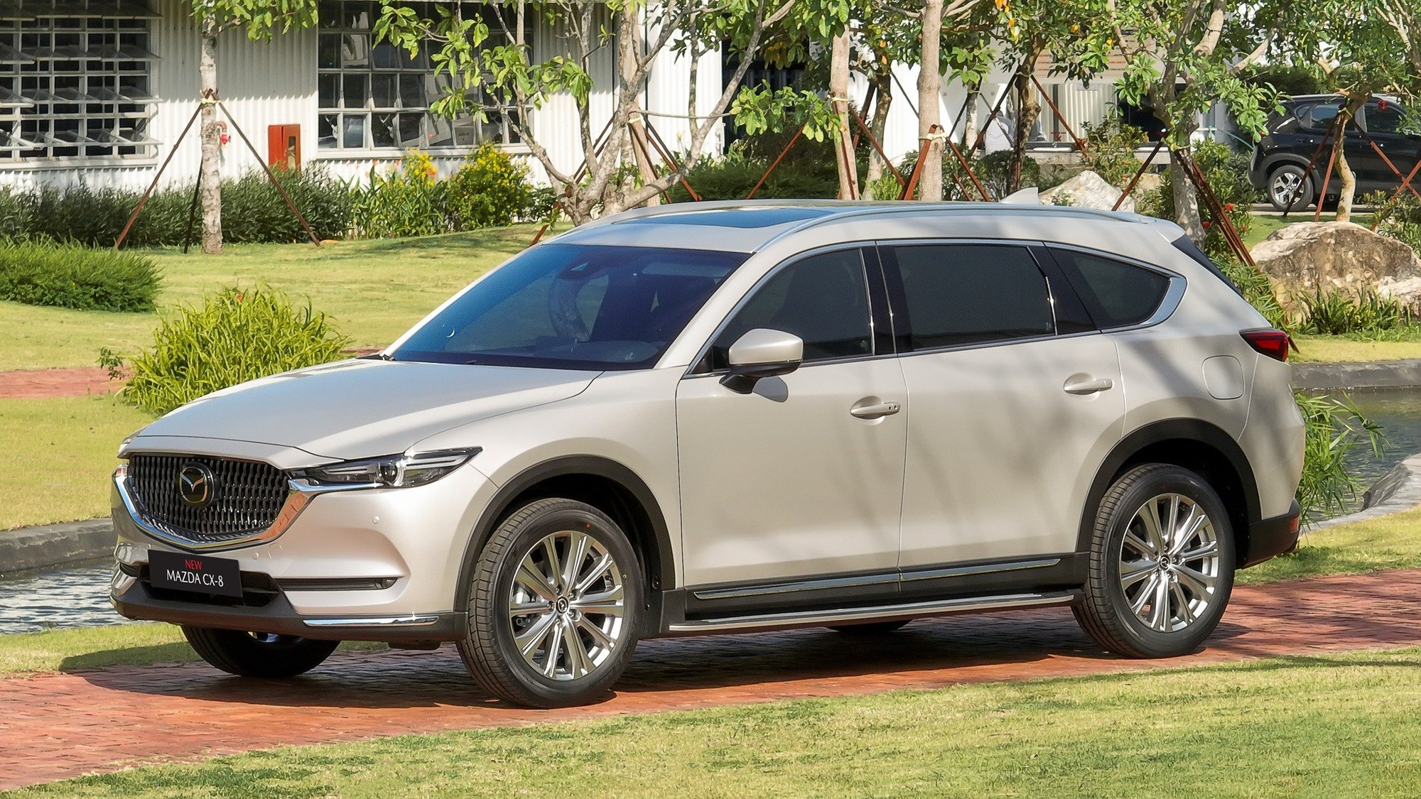 Ngày này năm xưa: Tròn 3 năm Mazda CX-8 facelift ra mắt Việt Nam nhưng ít thay đổi, doanh số trồi sụt khó bứt phá- Ảnh 2. Ngày này năm xưa: Tròn 3 năm Mazda CX-8 facelift ra mắt Việt Nam nhưng ít thay đổi, doanh số trồi sụt khó bứt phá- Ảnh 2.