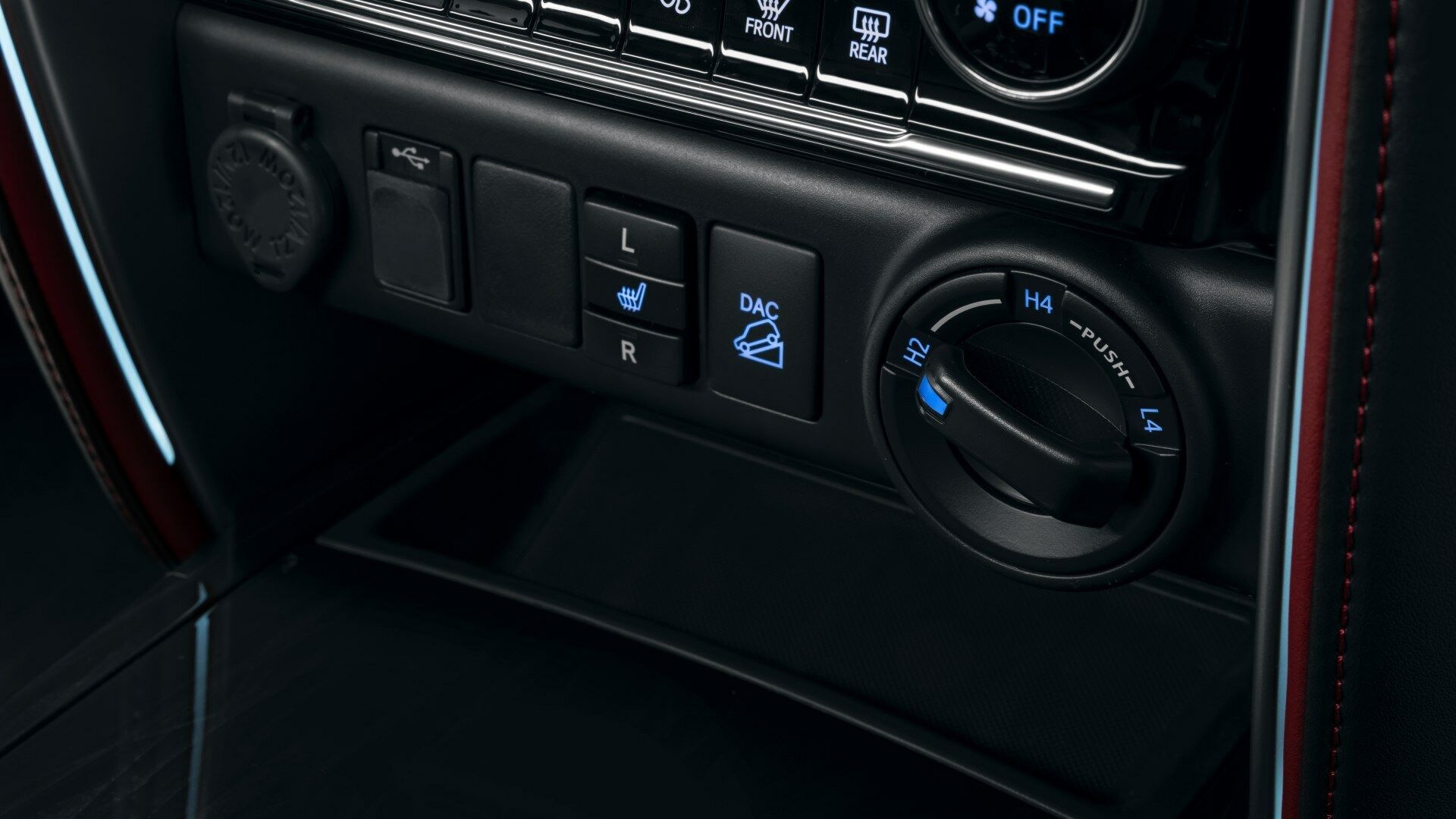 Toyota Fortuner 2025 ra mắt tháng sau: Lần đầu có bản hybrid, bổ sung ADAS, thiết kế thay đổi nhẹ- Ảnh 7. Toyota Fortuner 2025 ra mắt tháng sau: Lần đầu có bản hybrid, bổ sung ADAS, thiết kế thay đổi nhẹ- Ảnh 7.