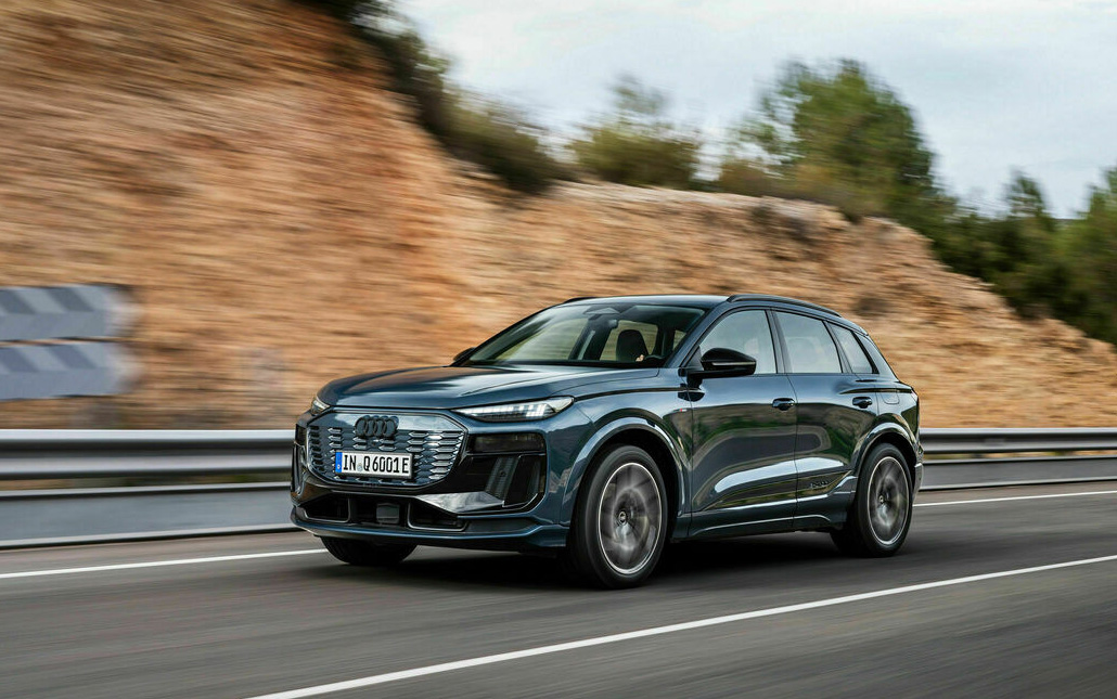 Audi Q6 e-tron giá dự kiến 3,099 tỷ tại Việt Nam: Nhiều màn hình lớn, chạy 625km/sạc, đấu iX3 bằng giá rẻ hơn gần 500 triệu đồng- Ảnh 8. Audi Q6 e-tron giá dự kiến 3,099 tỷ tại Việt Nam: Nhiều màn hình lớn, chạy 625km/sạc, đấu iX3 bằng giá rẻ hơn gần 500 triệu đồng- Ảnh 8.