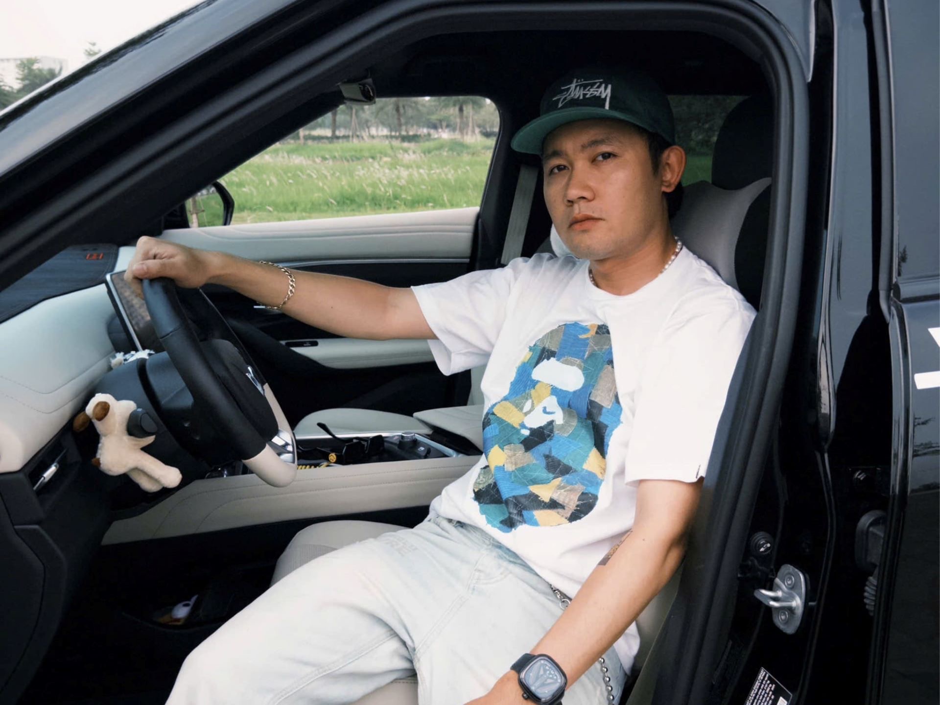 Gen Z làm ngành thời trang chạy VinFast VF 7: “Động cơ mạnh là tính năng an toàn, tiết kiệm 5-6 triệu đồng/tháng so với xe xăng”- Ảnh 5.