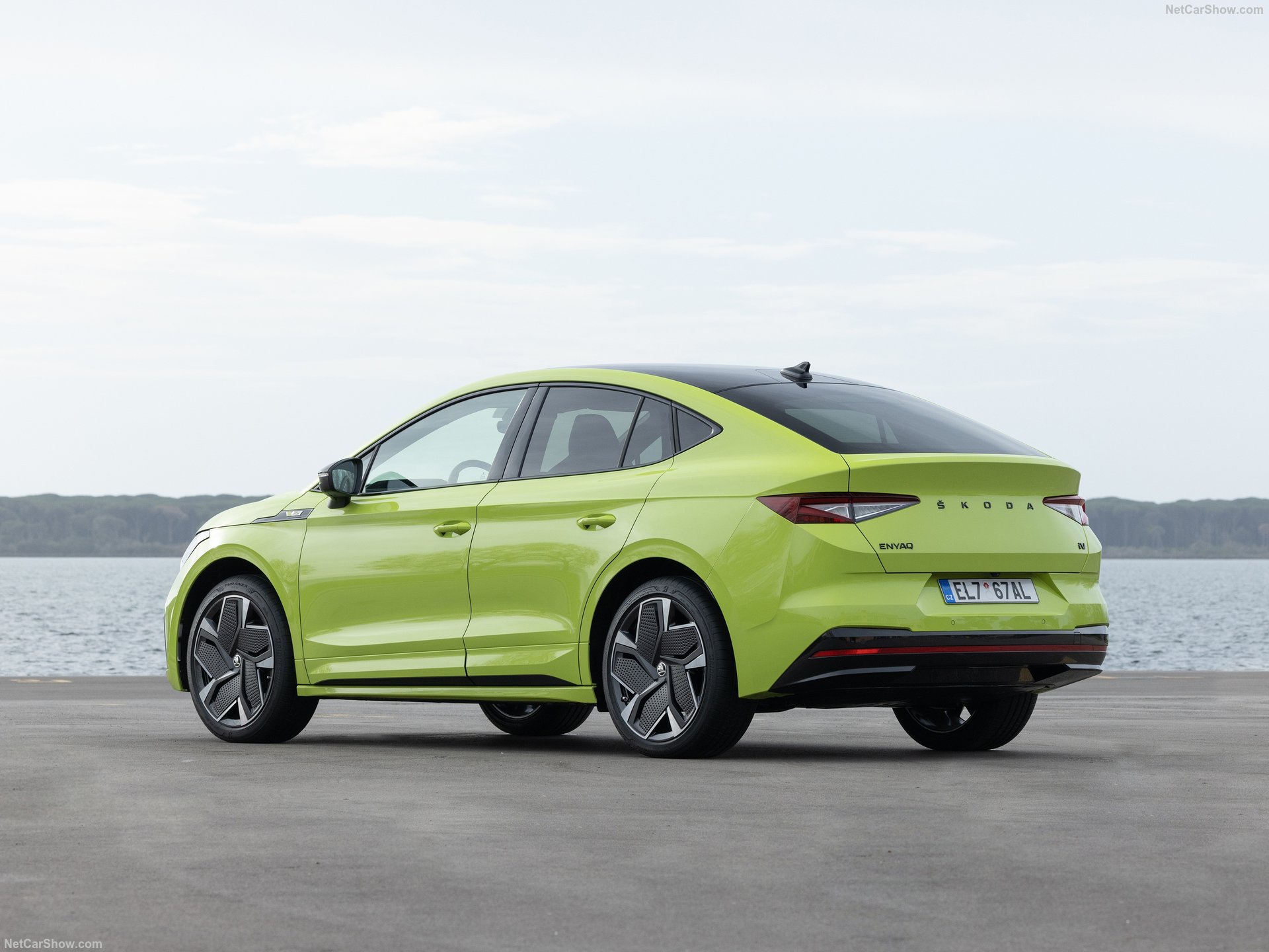 Skoda Enyaq tiếp tục lộ diện tại Việt Nam: Là bản cao nhất, động cơ điện mạnh 340 mã lực, chạy 542km/sạc, có biến thể SUV coupe, không phải thế hệ mới nhất- Ảnh 10. Skoda Enyaq tiếp tục lộ diện tại Việt Nam: Là bản cao nhất, động cơ điện mạnh 340 mã lực, chạy 542km/sạc, có biến thể SUV coupe, không phải thế hệ mới nhất- Ảnh 10.