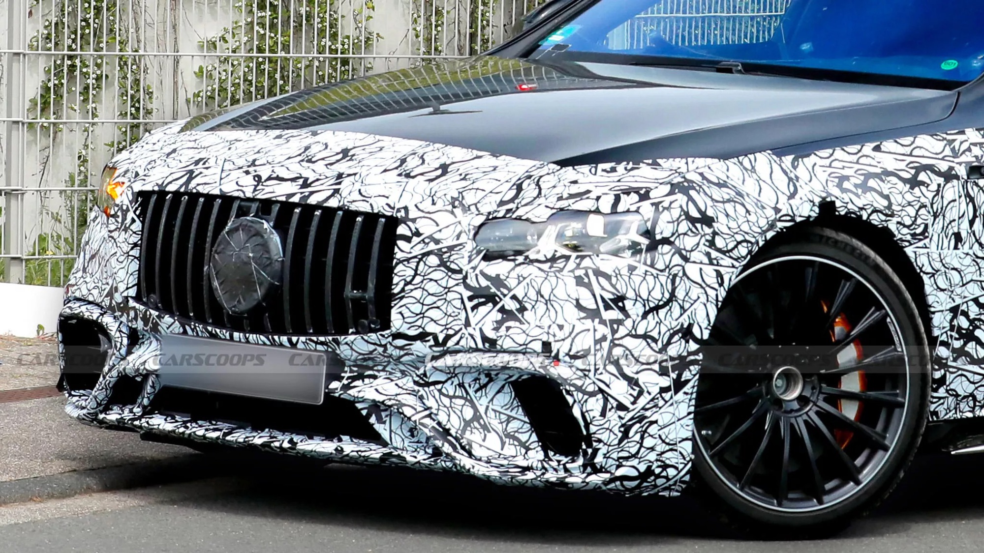 Mercedes-AMG S 63 bản mới lộ diện: Đèn kiểu mới, động cơ V8 PHEV mạnh ngang Ferrari 812 Superfast- Ảnh 4. Mercedes-AMG S 63 bản mới lộ diện: Đèn kiểu mới, động cơ V8 PHEV mạnh ngang Ferrari 812 Superfast- Ảnh 4.