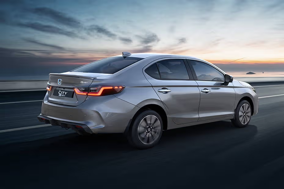 Honda City sắp ra bản hybrid giá rẻ, nguyên nhân đến từ một điểm người Việt rất quan tâm- Ảnh 4. Honda City sắp ra bản hybrid giá rẻ, nguyên nhân đến từ một điểm người Việt rất quan tâm- Ảnh 4.
