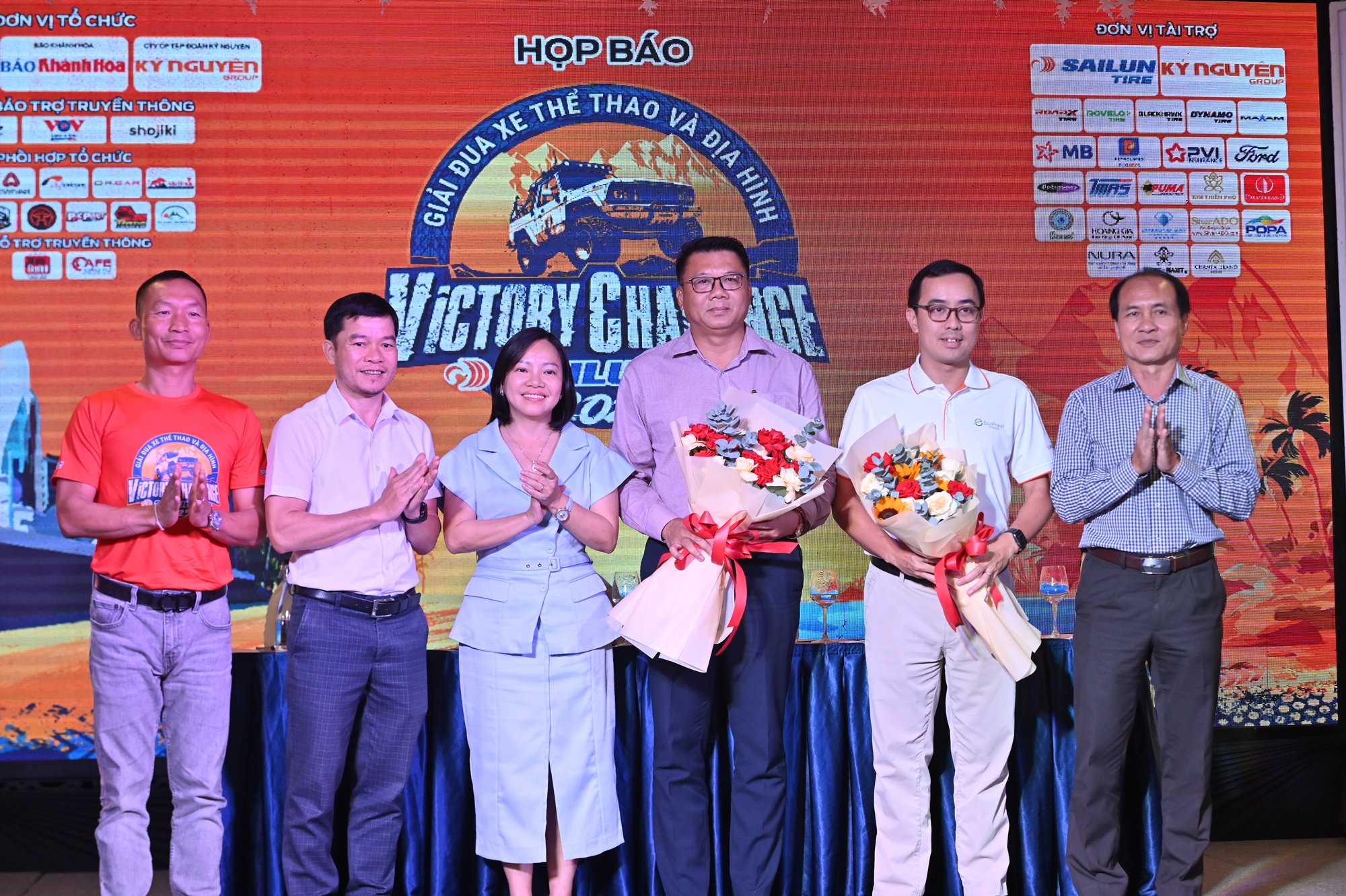 Họp báo giải đua xe ô tô địa hình Victory Challenge Sailun Cup 2025- Ảnh 1.
