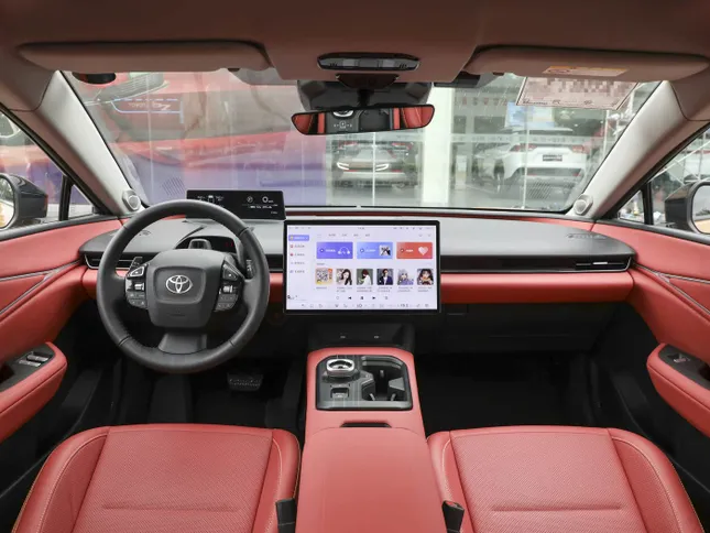 Toyota bán thêm xe điện giá rẻ