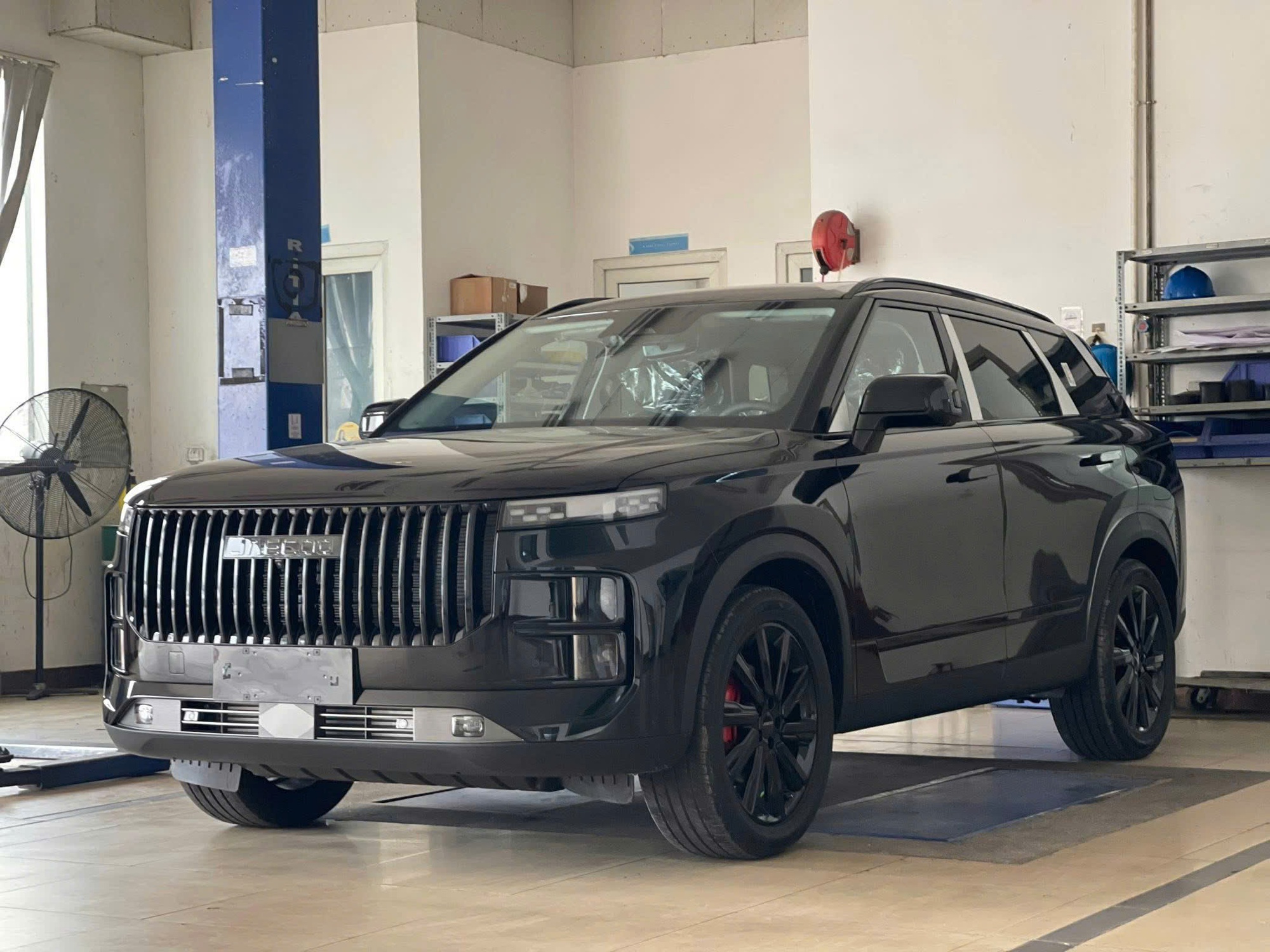 Mua loạt xe phổ thông này tiết kiệm hàng chục tới cả trăm triệu đồng phí lăn bánh: Nhiều phân khúc từ sedan tới SUV, bán tải- Ảnh 13. Mua loạt xe phổ thông này tiết kiệm hàng chục tới cả trăm triệu đồng phí lăn bánh: Nhiều phân khúc từ sedan tới SUV, bán tải- Ảnh 13.