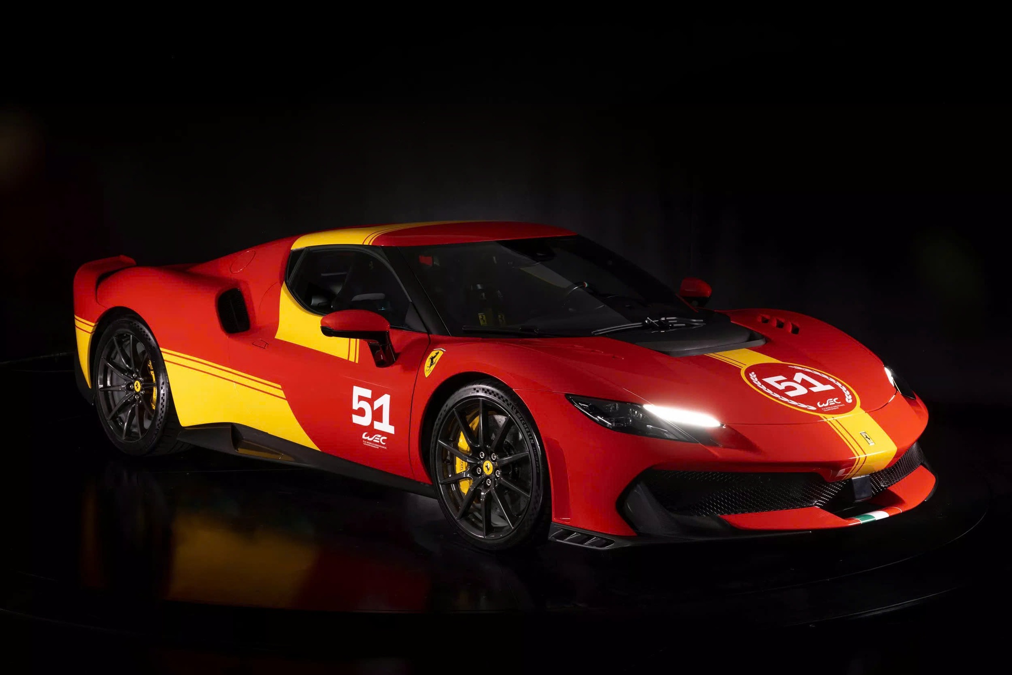 Ferrari ra mắt siêu xe mới nhất nhưng bạn không thể mua được nếu không làm nghề này- Ảnh 2. Ferrari ra mắt siêu xe mới nhất nhưng bạn không thể mua được nếu không làm nghề này- Ảnh 2.