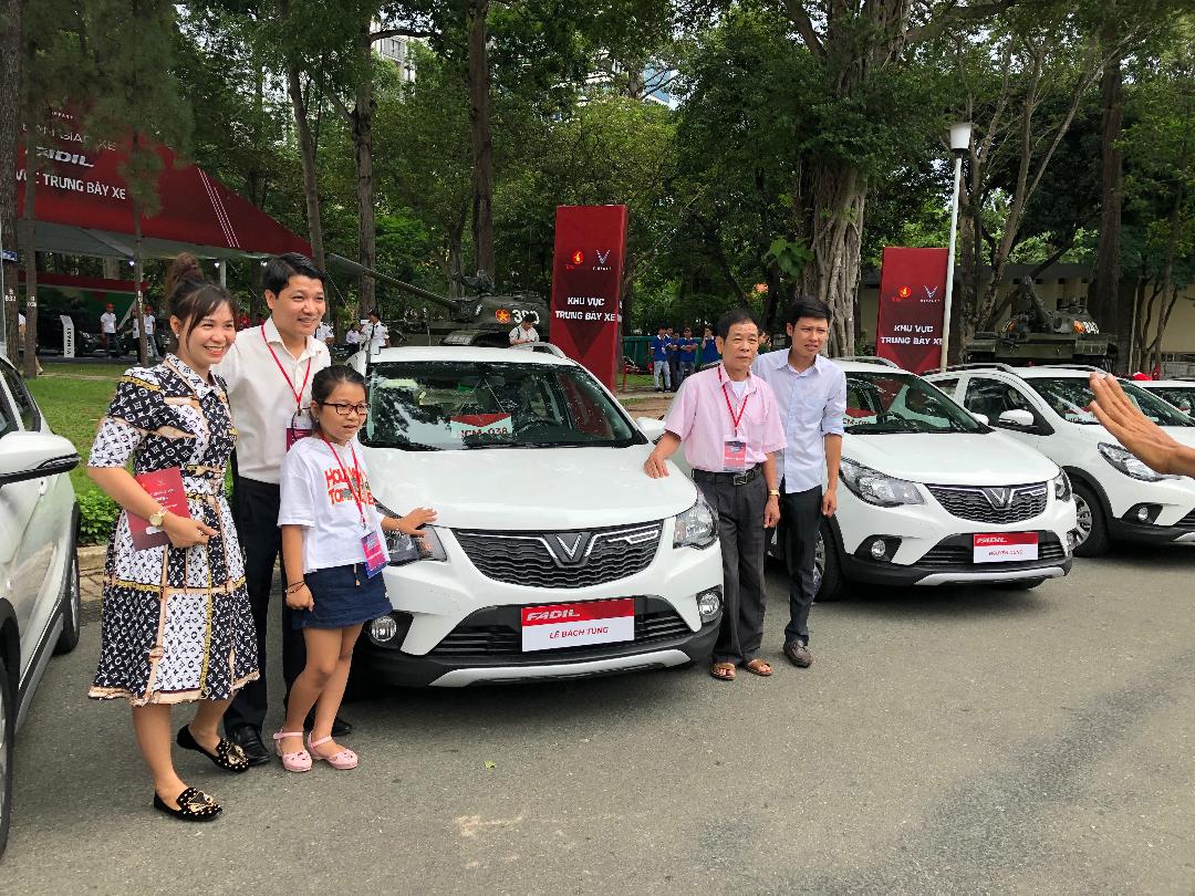 Tròn 6 năm VinFast Fadil đầu tiên bàn giao khách hàng: Chỉ cần 2 năm để trở thành 'vua doanh số', tời giờ vẫn được săn lùng xe cũ- Ảnh 5. Tròn 6 năm VinFast Fadil đầu tiên bàn giao khách hàng: Chỉ cần 2 năm để trở thành 'vua doanh số', tời giờ vẫn được săn lùng xe cũ- Ảnh 5.