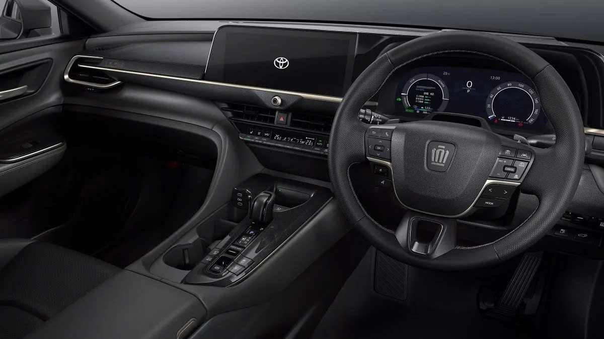 'Xe chủ tịch' Toyota Crown có bản đặc biệt: Giá quy đổi từ 1,6 tỷ đồng nhưng muốn mua chưa chắc bạn đã mua được- Ảnh 7. 'Xe chủ tịch' Toyota Crown có bản đặc biệt: Giá quy đổi từ 1,6 tỷ đồng nhưng muốn mua chưa chắc bạn đã mua được- Ảnh 7.