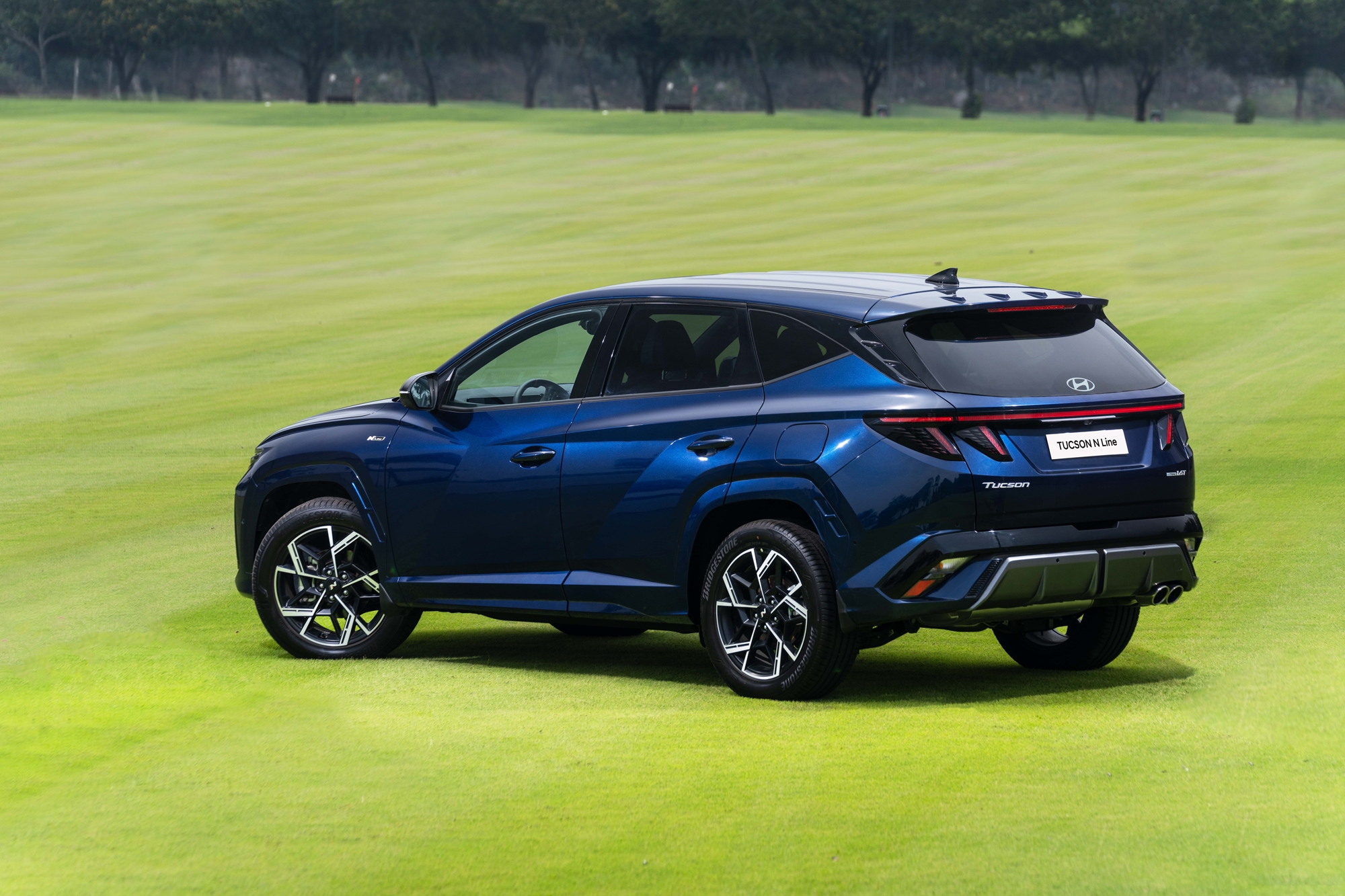 Hyundai Tucson N Line ra mắt Việt Nam: Giá 989 triệu đồng, cạnh tranh CX-5 bằng bodykit thể thao, động cơ turbo 180 mã lực- Ảnh 6.