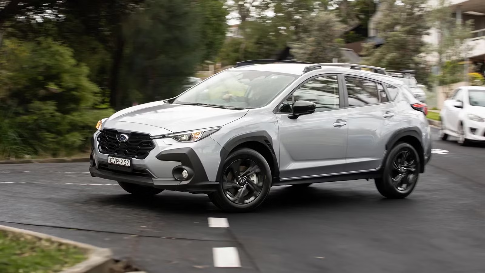 Subaru Crosstrek 2025 ra mắt: Thêm an toàn, 5 sao ANCAP, nhưng bản hybrid chỉ còn 134 mã lực, giá tăng nhẹ- Ảnh 2. Subaru Crosstrek 2025 ra mắt: Thêm an toàn, 5 sao ANCAP, nhưng bản hybrid chỉ còn 134 mã lực, giá tăng nhẹ- Ảnh 2.