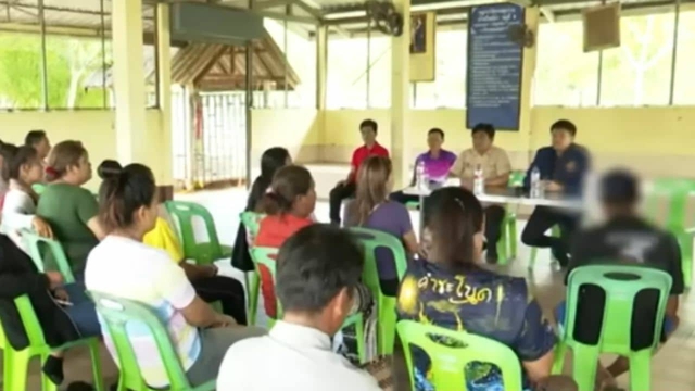 Chồng chở bồ tr&ecirc;n &ocirc; t&ocirc;, bị vợ d&ugrave;ng "chi&ecirc;u độc" n&ecirc;n phải đầu h&agrave;ng, th&aacute;i độ của kẻ thứ 3 g&acirc;y ch&uacute; &yacute;- Ảnh 4.