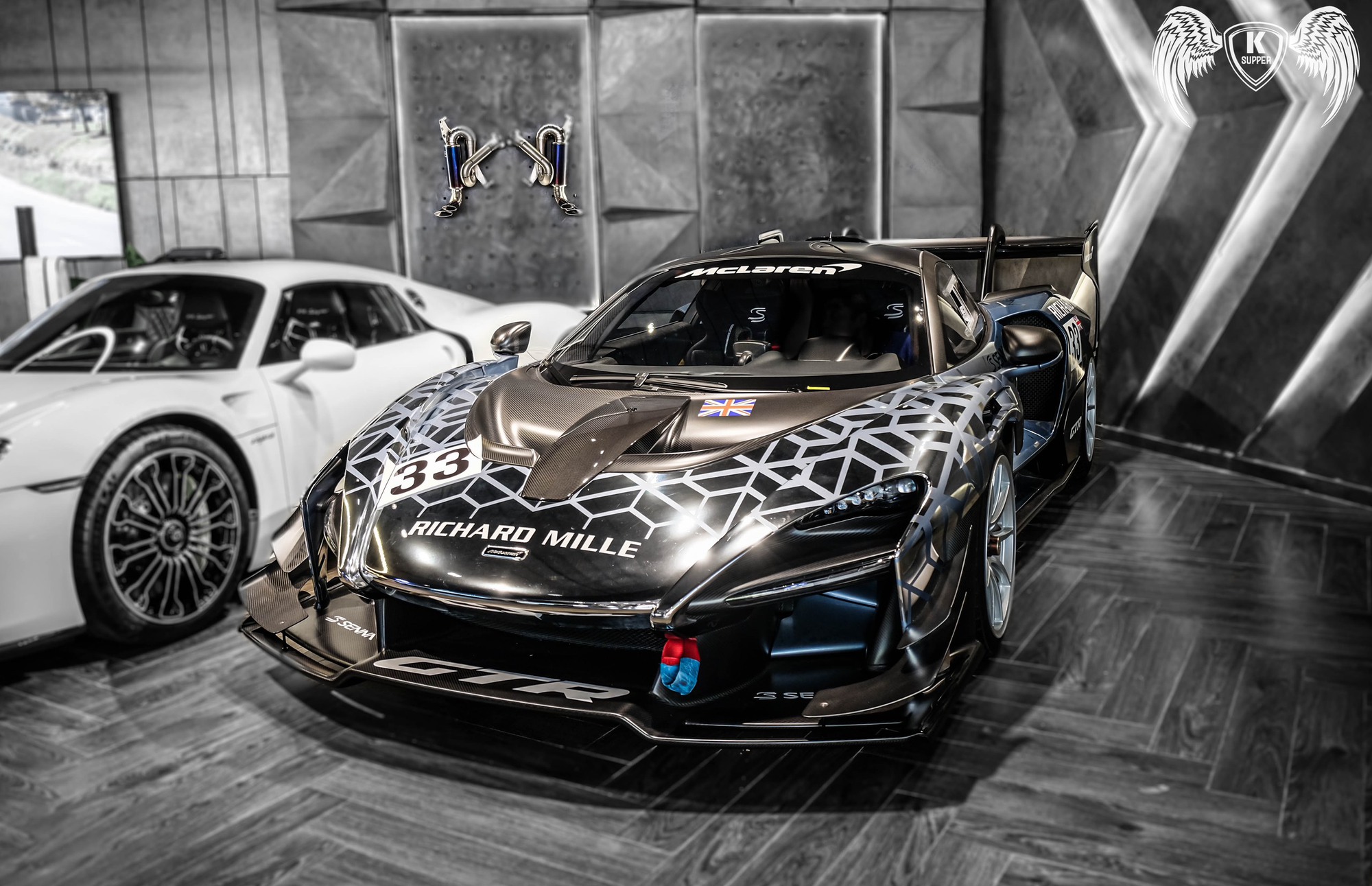 Số phận lận đận của Senna GTR từng đến Việt Nam: Về Đức vẫn chưa có chủ, giá về dưới 2 triệu USD- Ảnh 3. Số phận lận đận của Senna GTR từng đến Việt Nam: Về Đức vẫn chưa có chủ, giá về dưới 2 triệu USD- Ảnh 3.