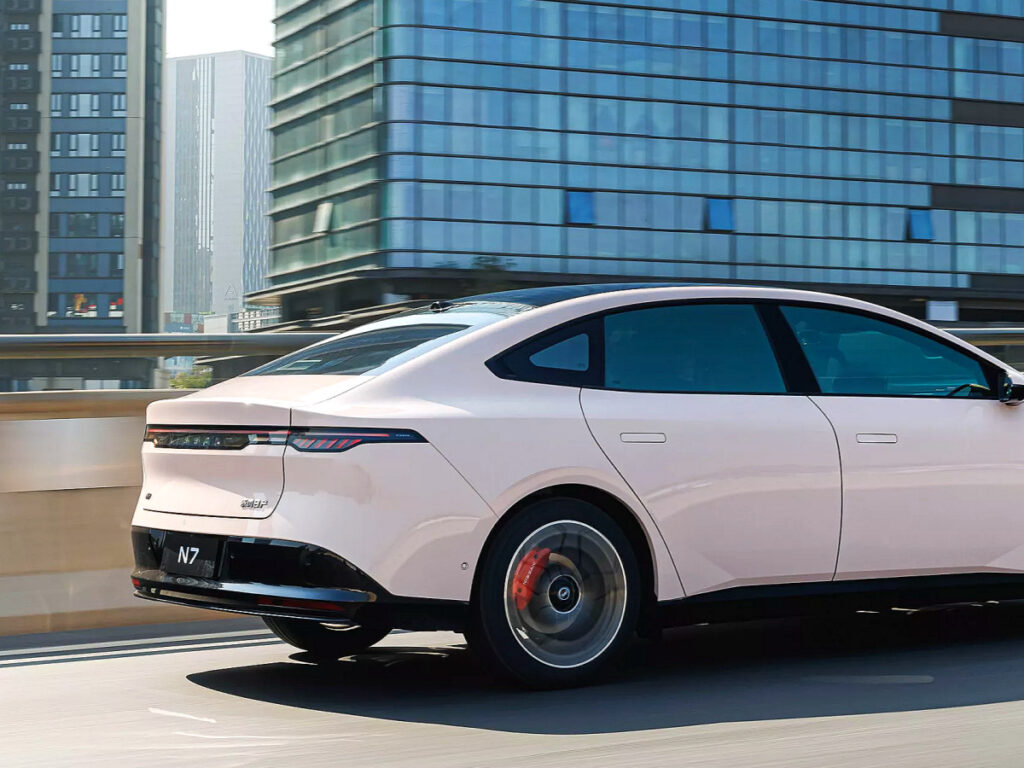 Nissan N7 vừa về Việt Nam 'cháy hàng' tại thị trường sát vách: Chốt trung bình 400 xe/ngày, giá quy đổi chỉ từ hơn 430 triệu đồng- Ảnh 8.